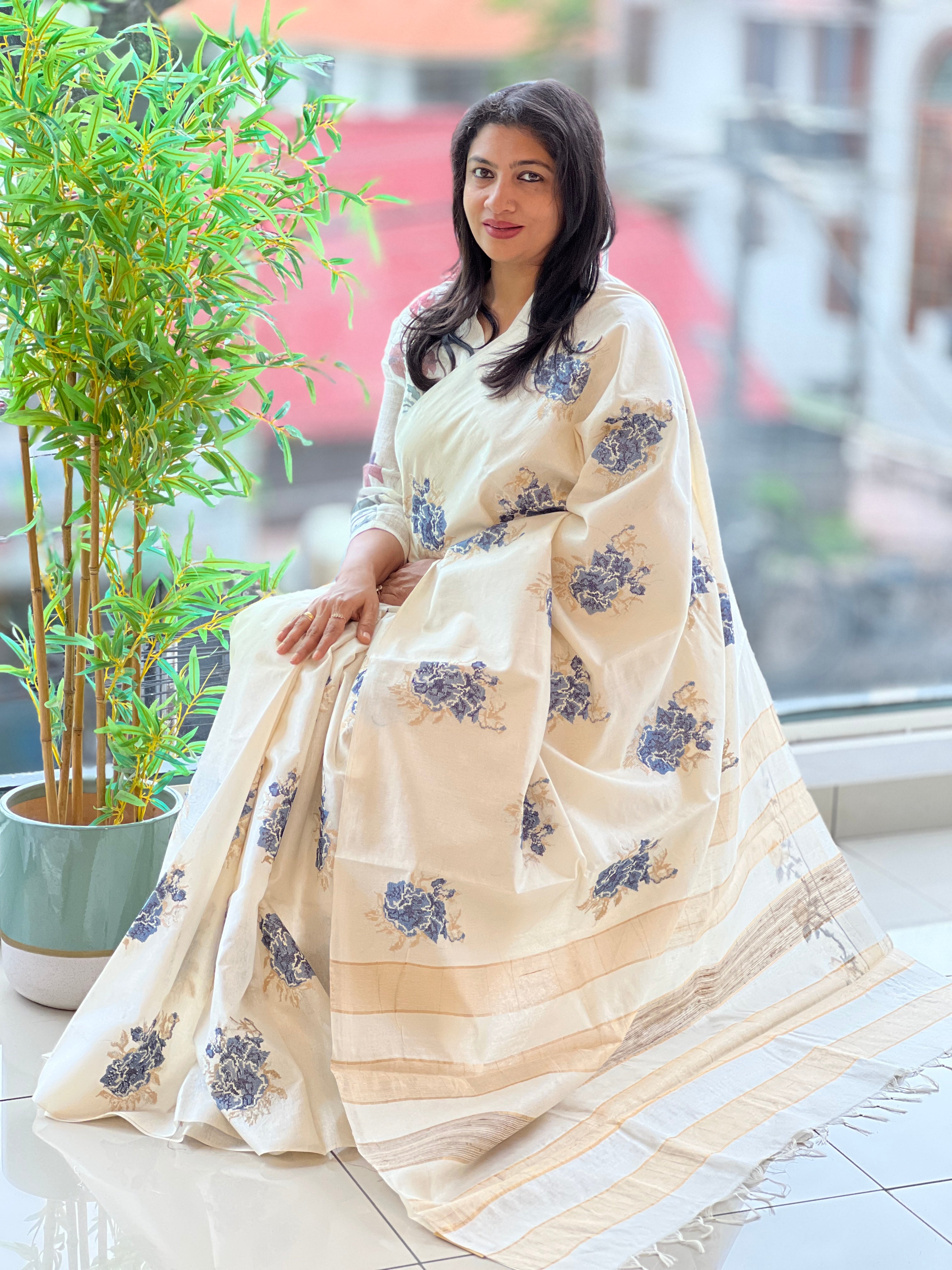 Cross Stitch Embroidery Noil Tussar Saree | HS1412