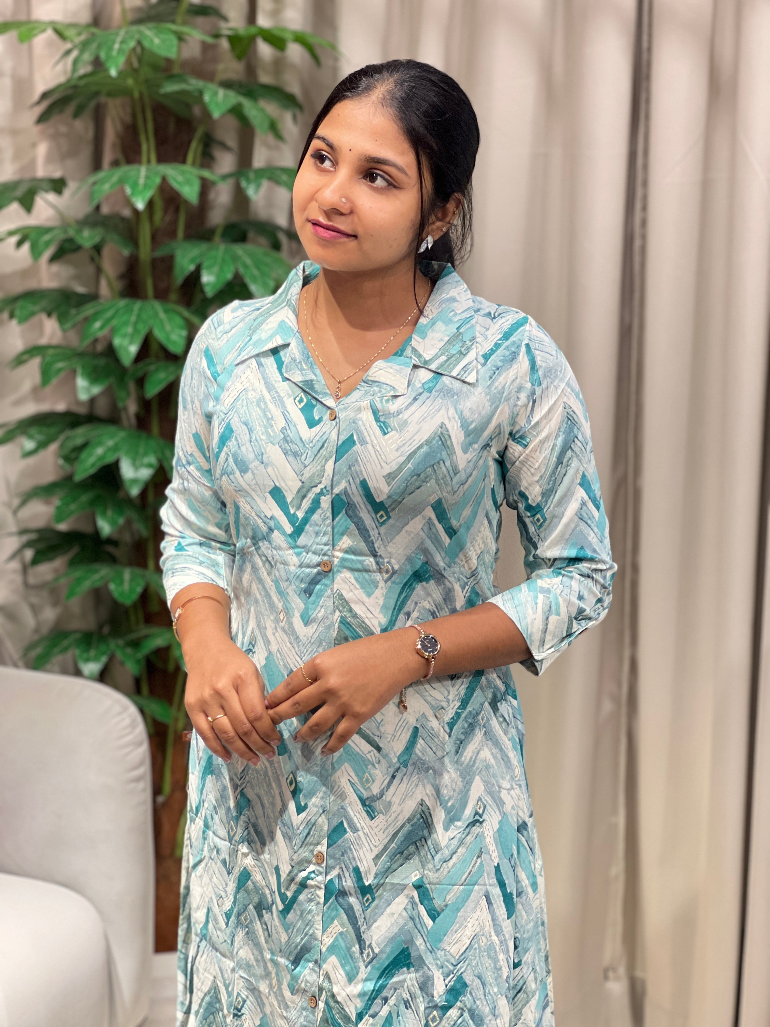 Geometrical Printed Rayon Kurta | VSI113