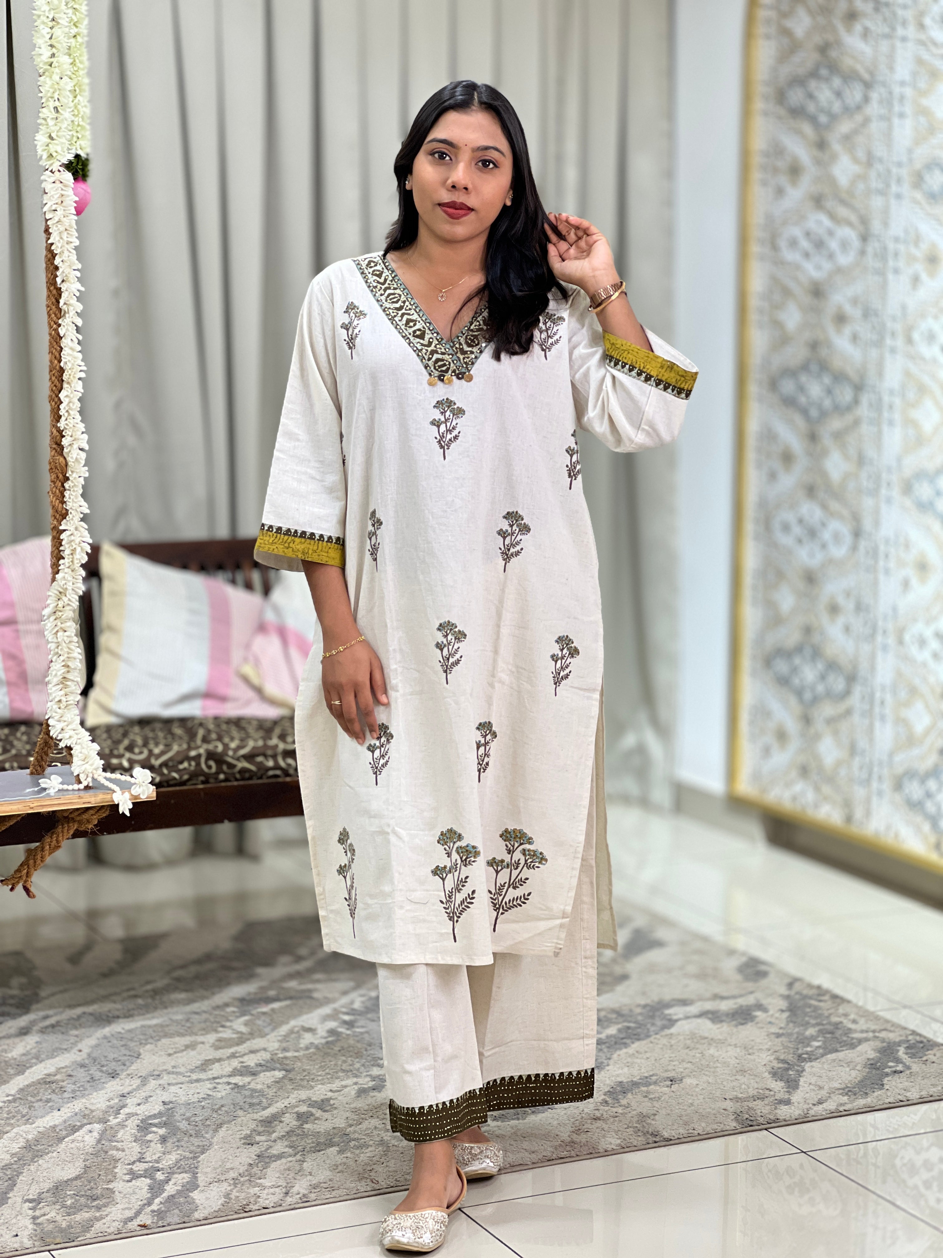 Block Print Detailed Cotton Kurta Set | OMF119