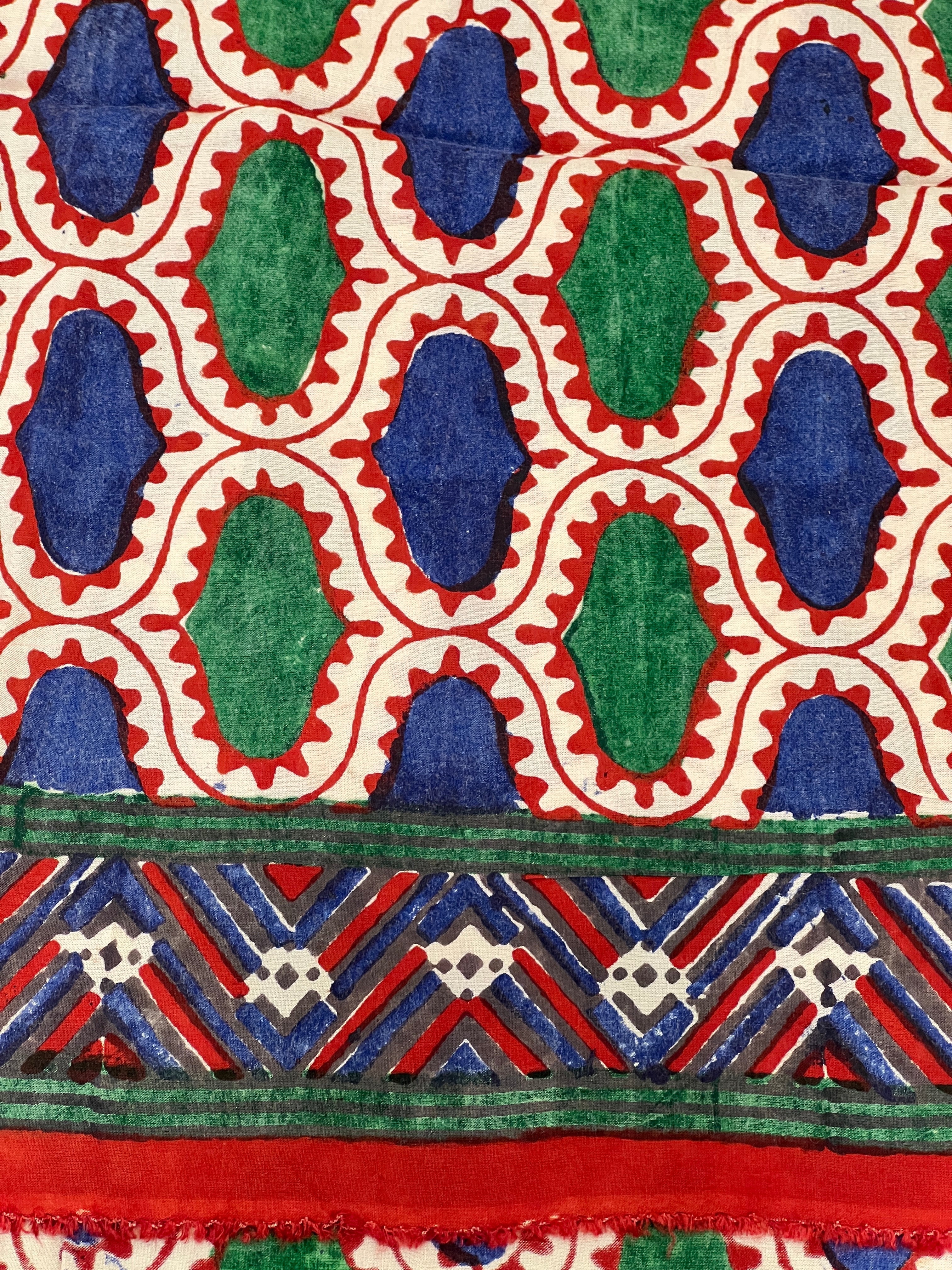 Print Detailed Cotton Blouse Material | RMBT311