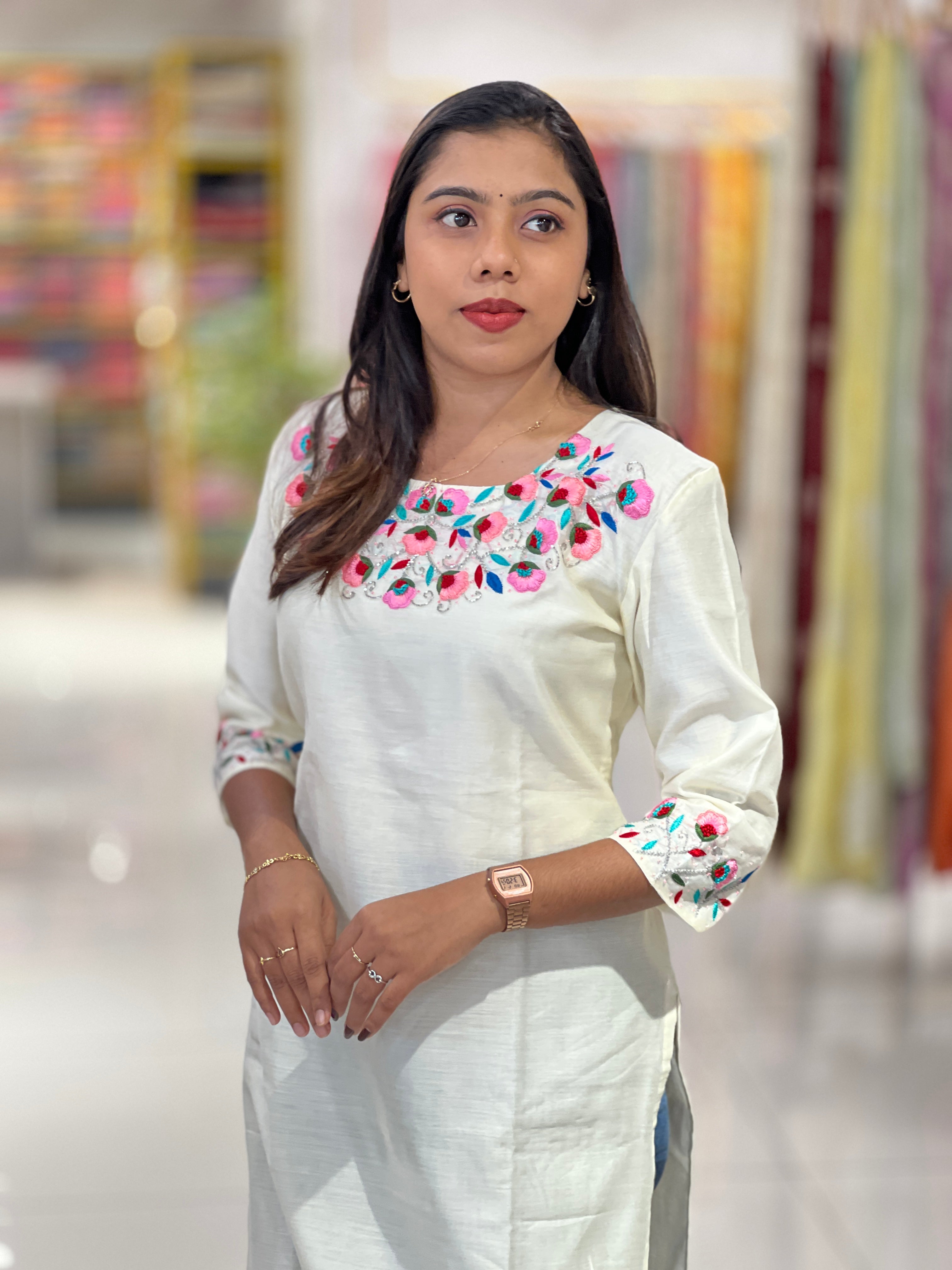 Floral Embroidery With Cut Beads Detailed Chanderi Kurta | DNT165