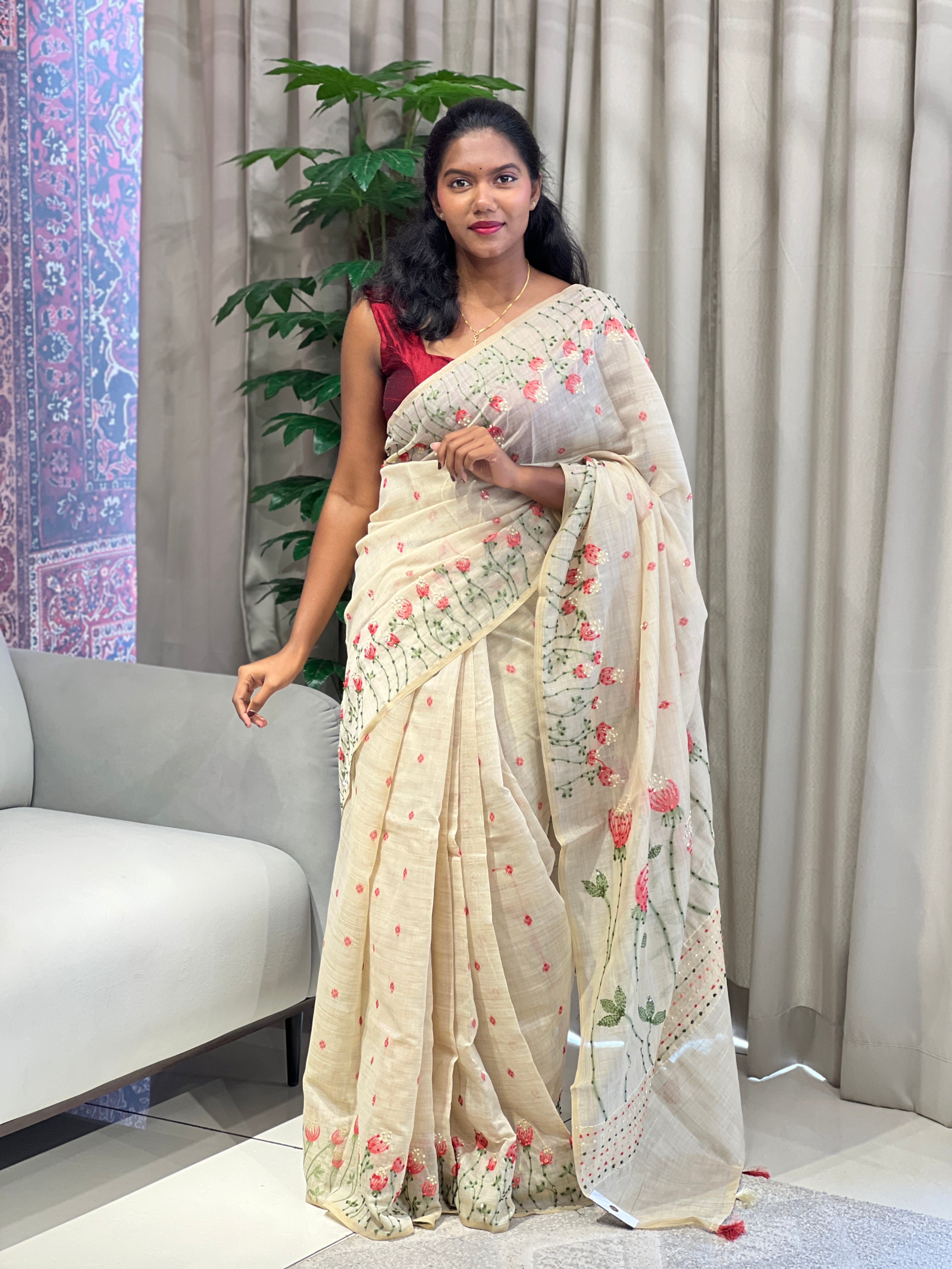 Floral Jamdani Woven Chanderi Saree | BLD1944
