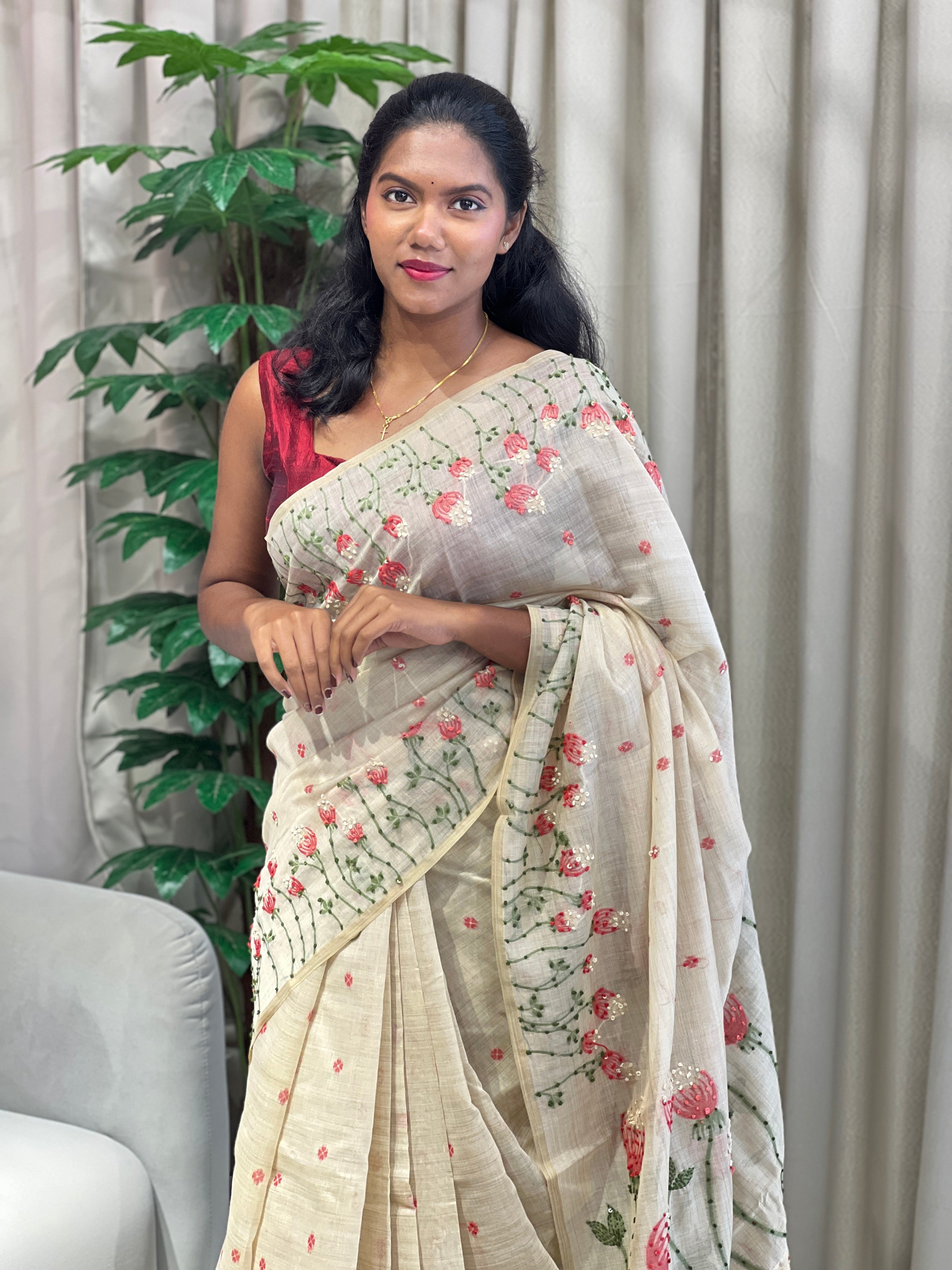 Floral Jamdani Woven Chanderi Saree | BLD1944