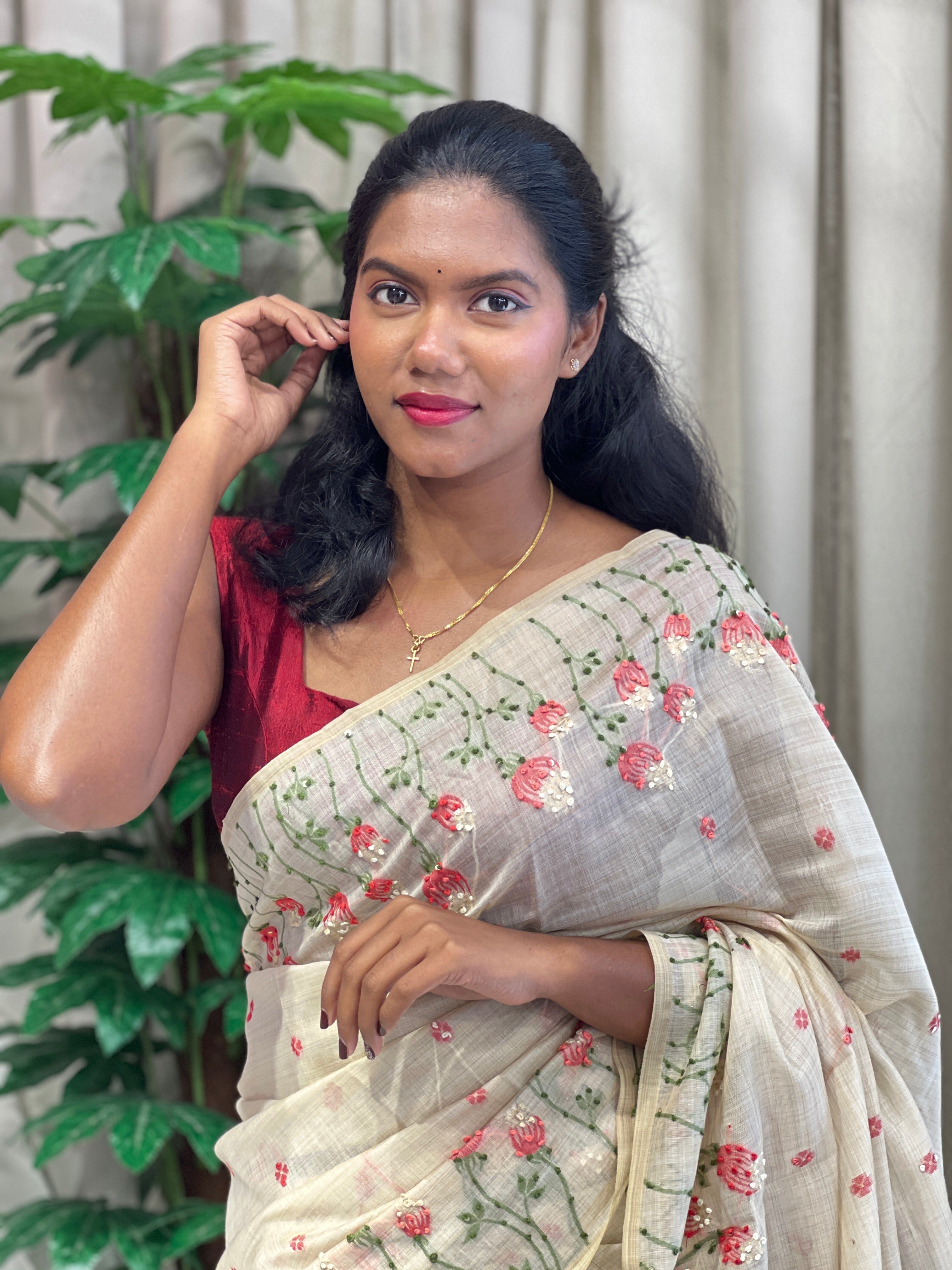 Floral Jamdani Woven Chanderi Saree | BLD1944