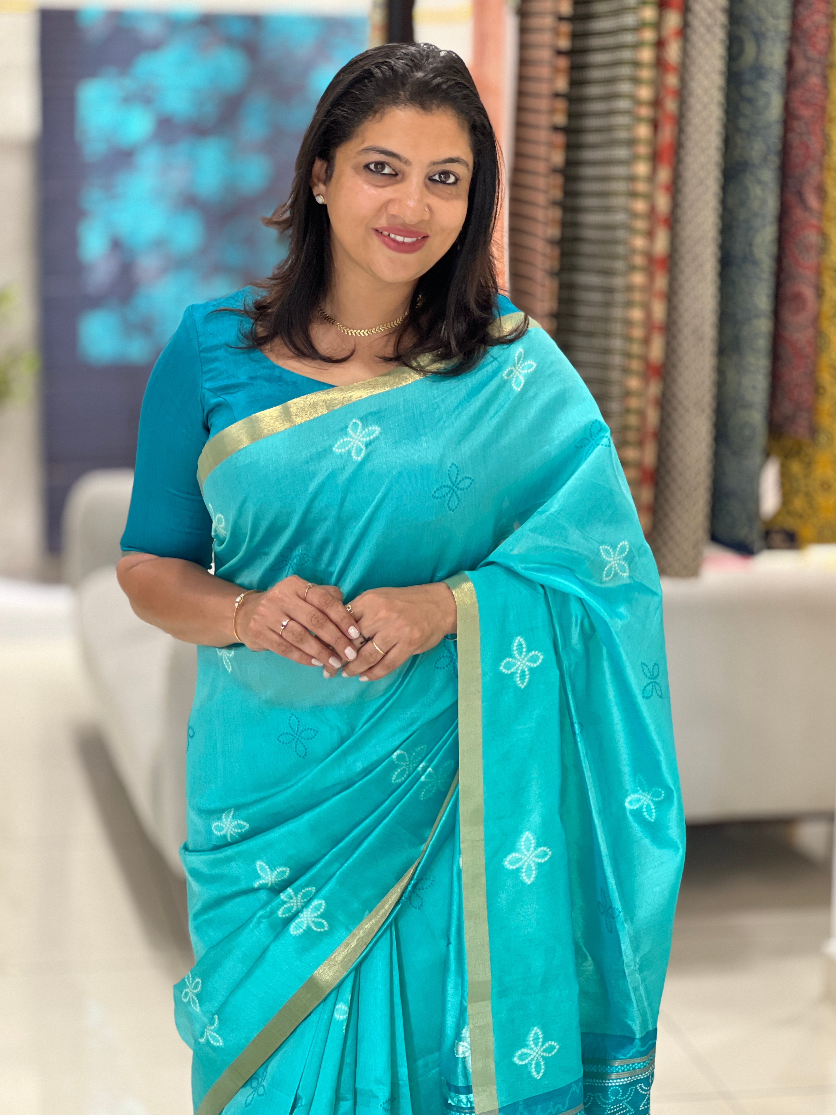 Floral Woven Patterned Semi Silk Saree | SSN239