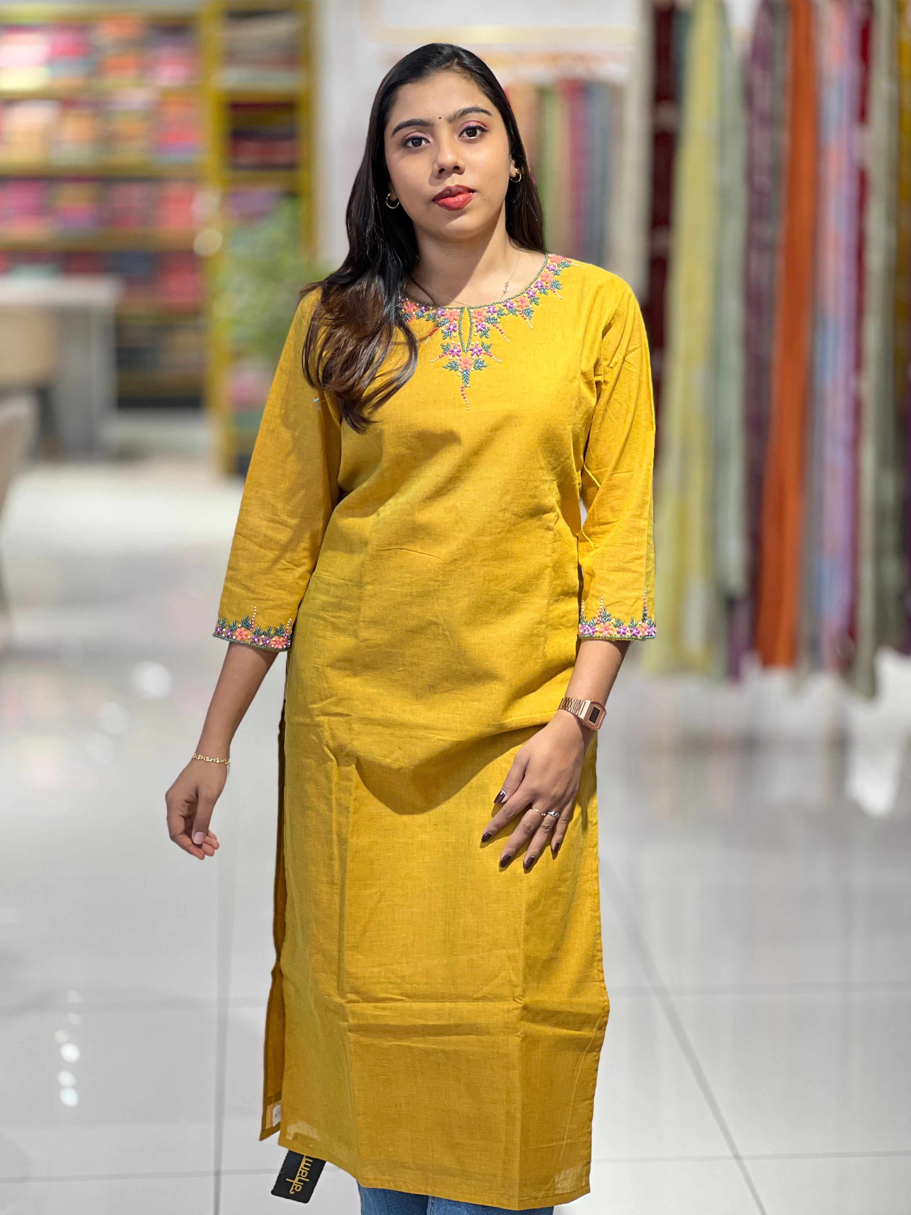 Sequins & Beads Detailed Cotton Kurta | DNT109