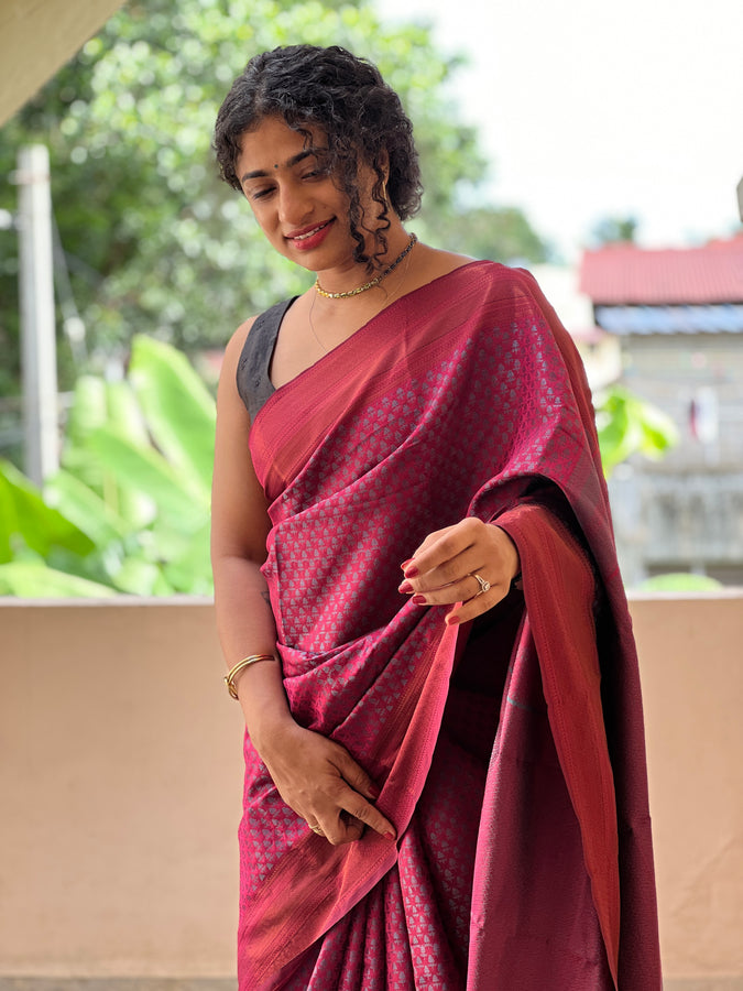 Zari Weaving Pattern Semi Silk Saree | KF162