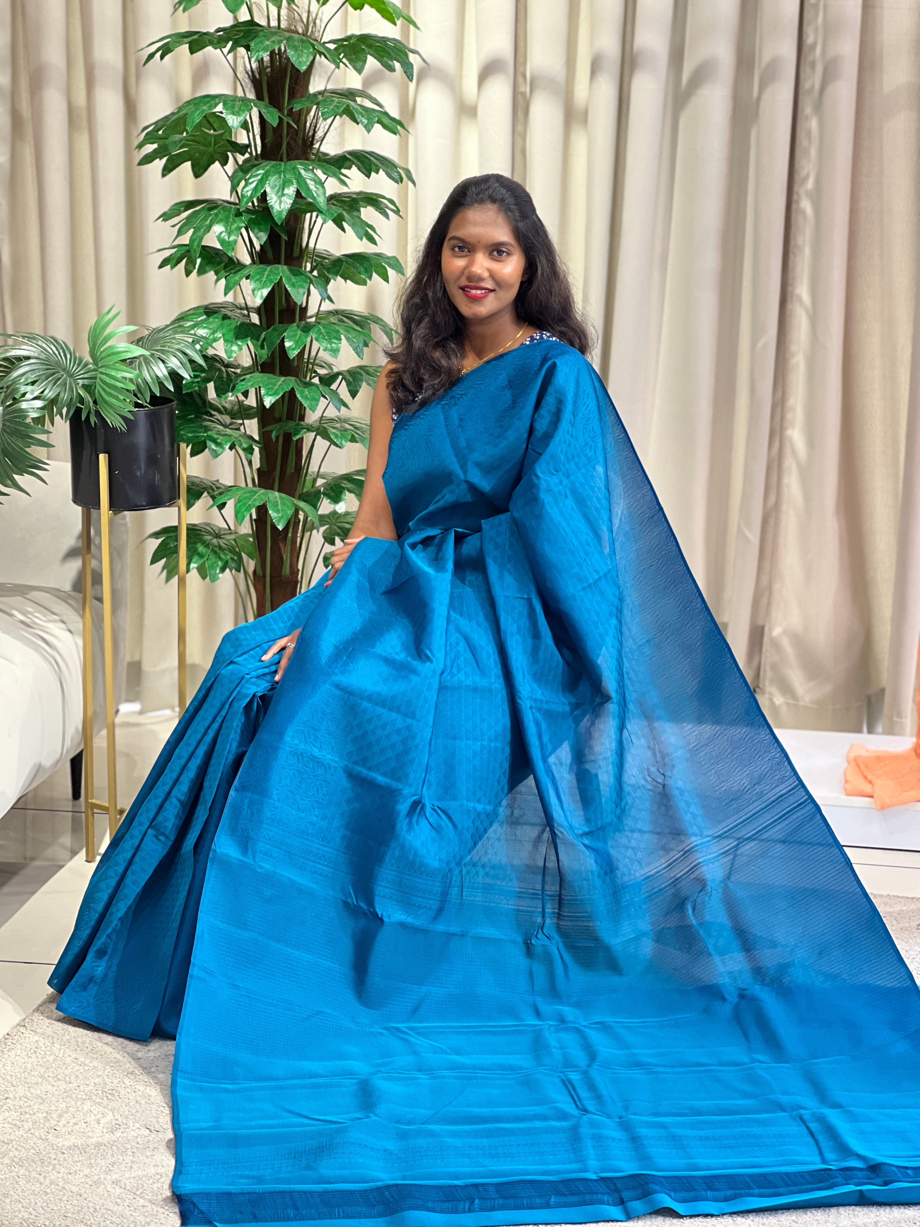 Embossed Weaved Pattern Soft Silk Saree | RTD142