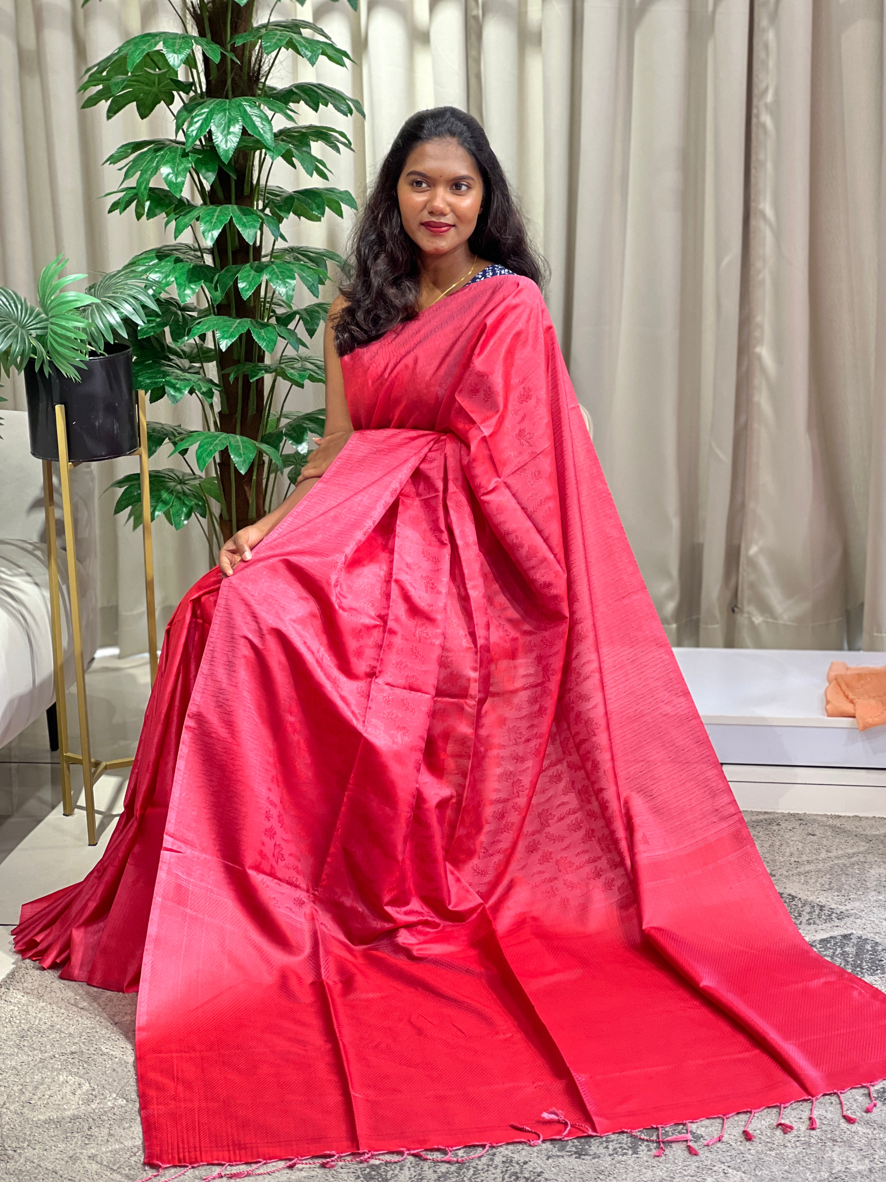Embossed Weaved Pattern Semi Soft Silk Saree| RTD120