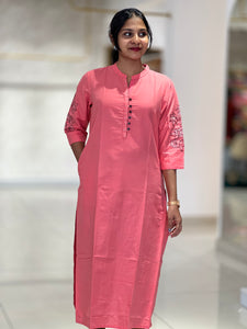 Thread Embroidery Detailed Cotton Kurta | VS126