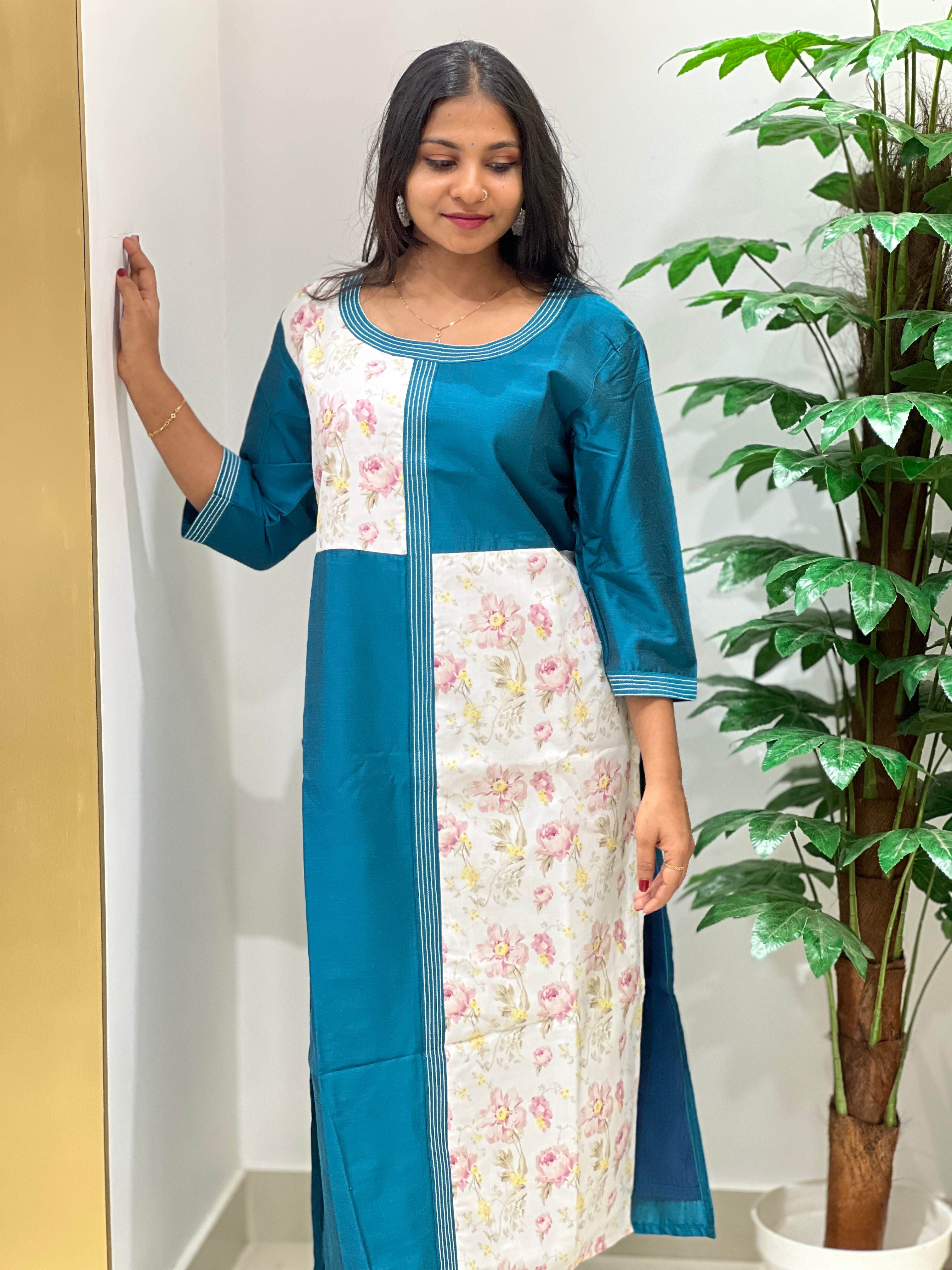 Floral Printed Cotton Kurta | DNT335