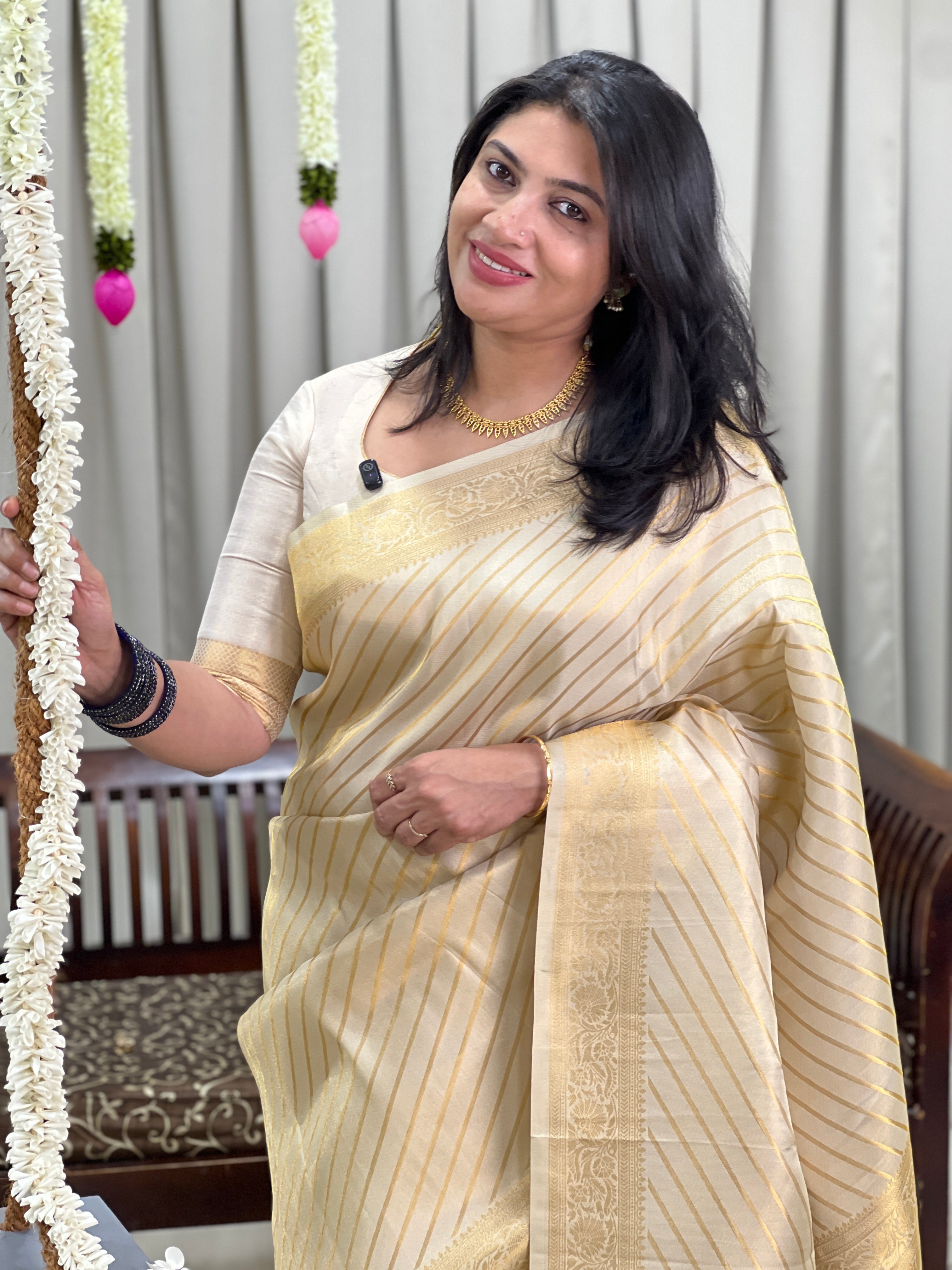 Banarasi Woven Line Pattern Semi Silk Saree | HT518