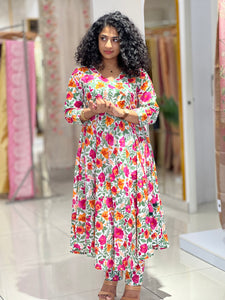 Screen Printed Floral Patterned Cotton Kurta Set | NCF252