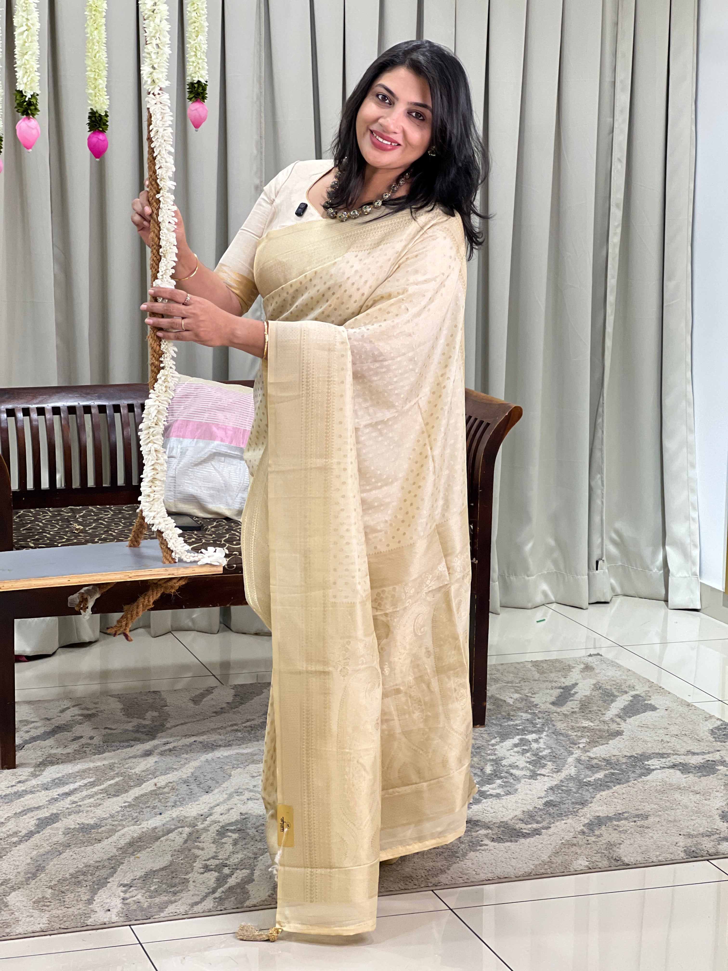 Banarasi Woven Georgette Saree | HT519