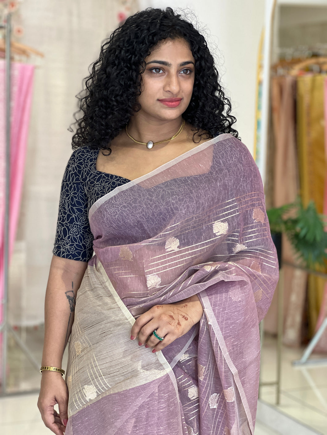 Zari Stripe With Traditional Buta Detailed Linen Finish Saree | NN175