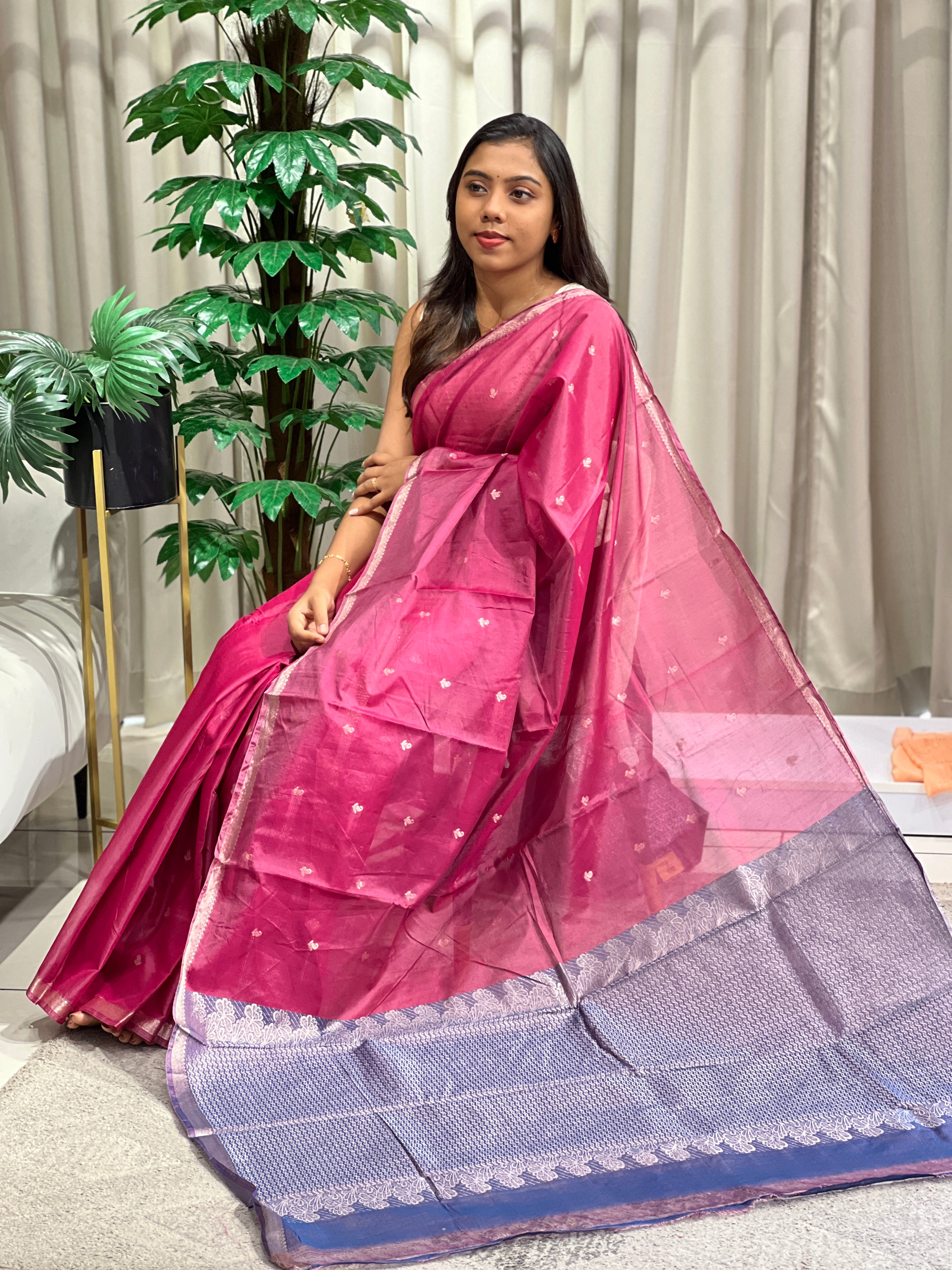 Floral Butti Woven Silk Cotton Saree | JAT123