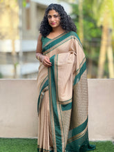 Banarasi Weaved Warm Silk Saree | AGS108