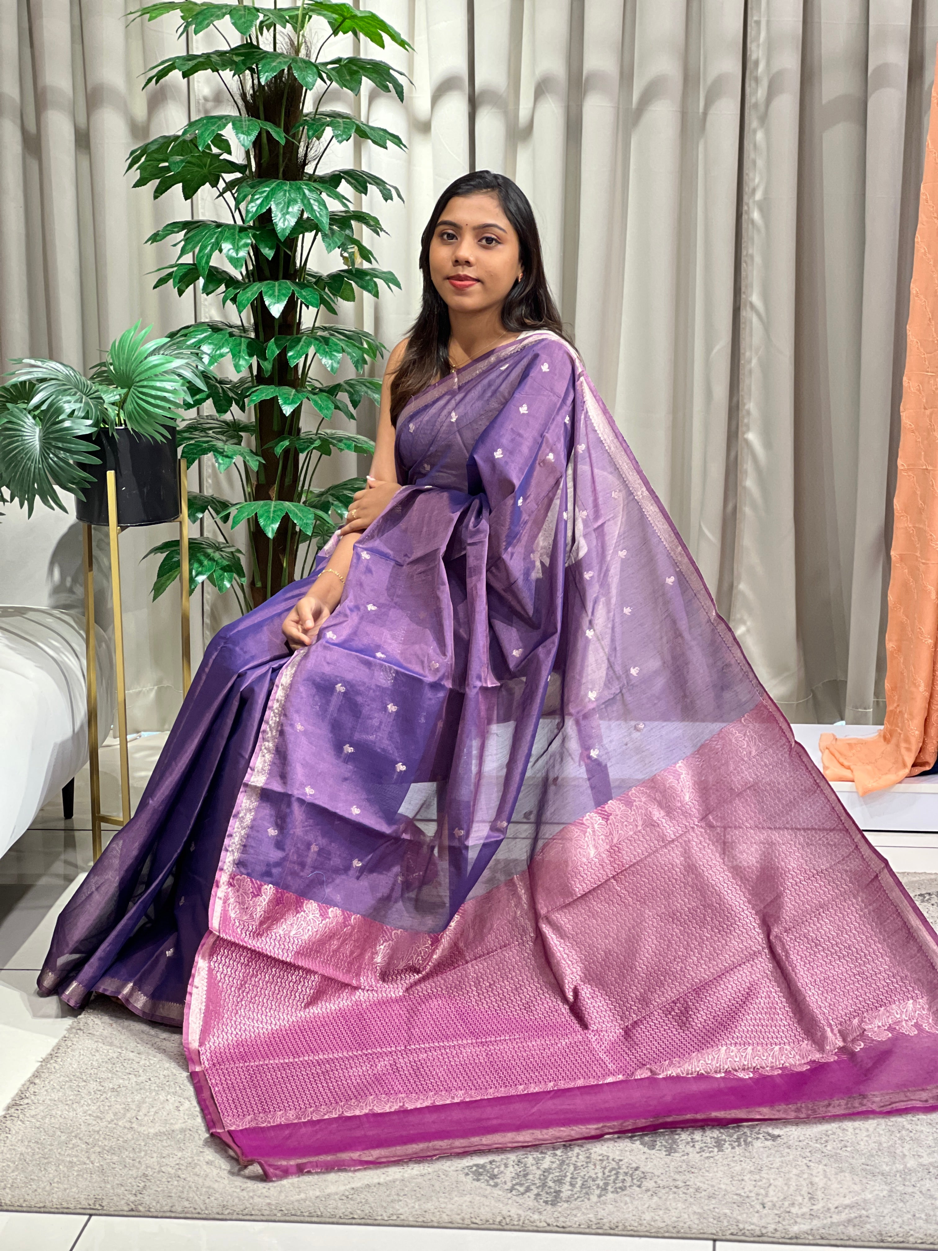 Floral Butti Woven Silk Cotton Saree | JAT133