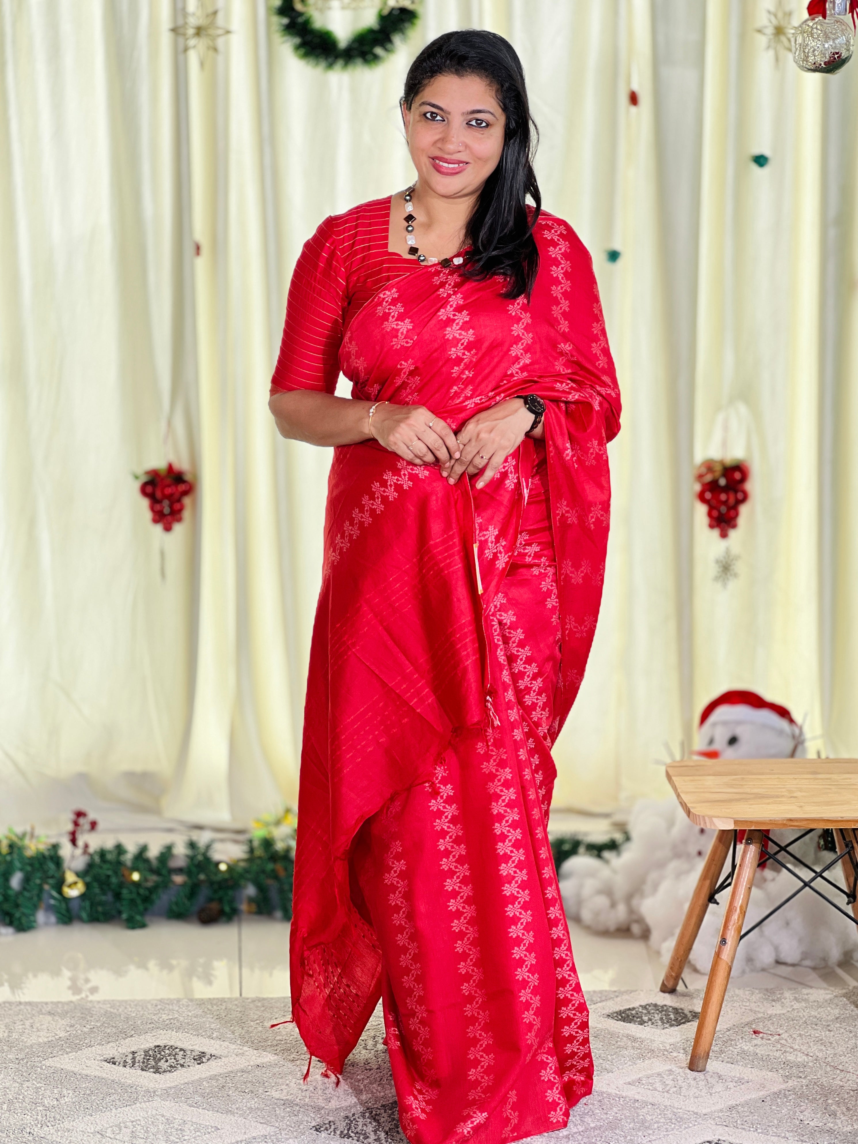 Geometric Patterned Bhagalpuri Linen Saree | NHH560