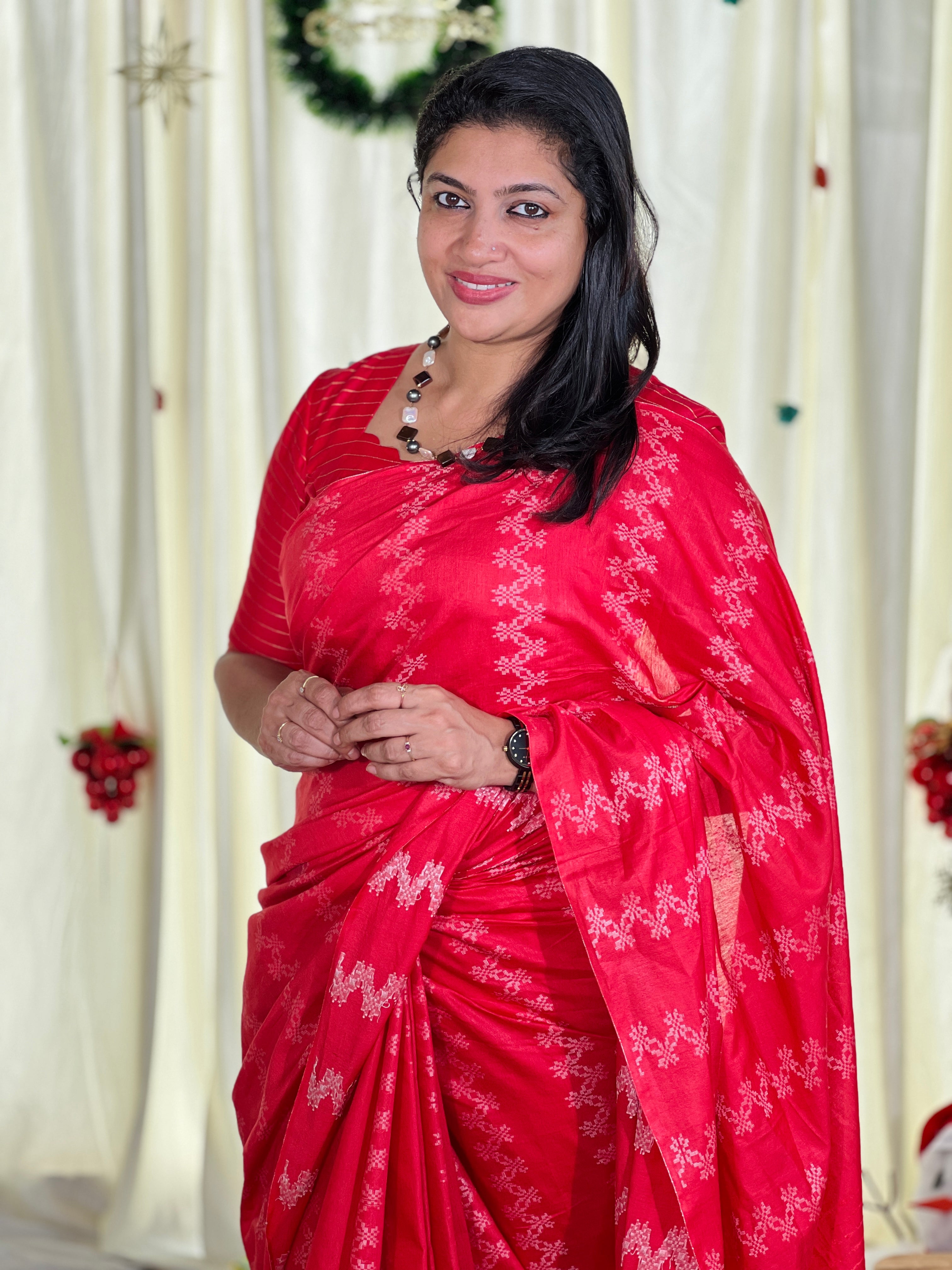 Geometric Patterned Bhagalpuri Linen Saree | NHH560