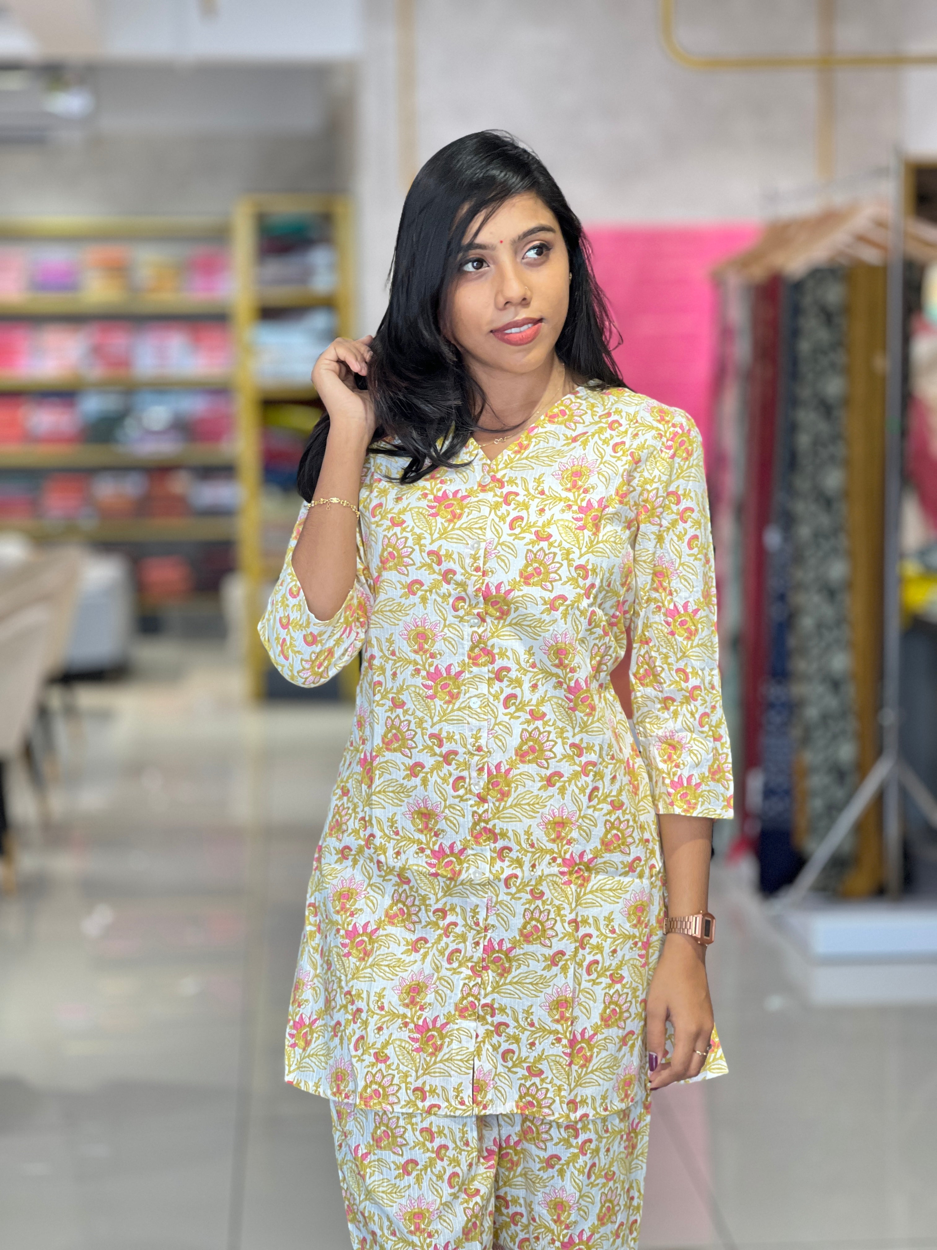 Floral Printed Pattern Cotton Kurta Set | TBS103