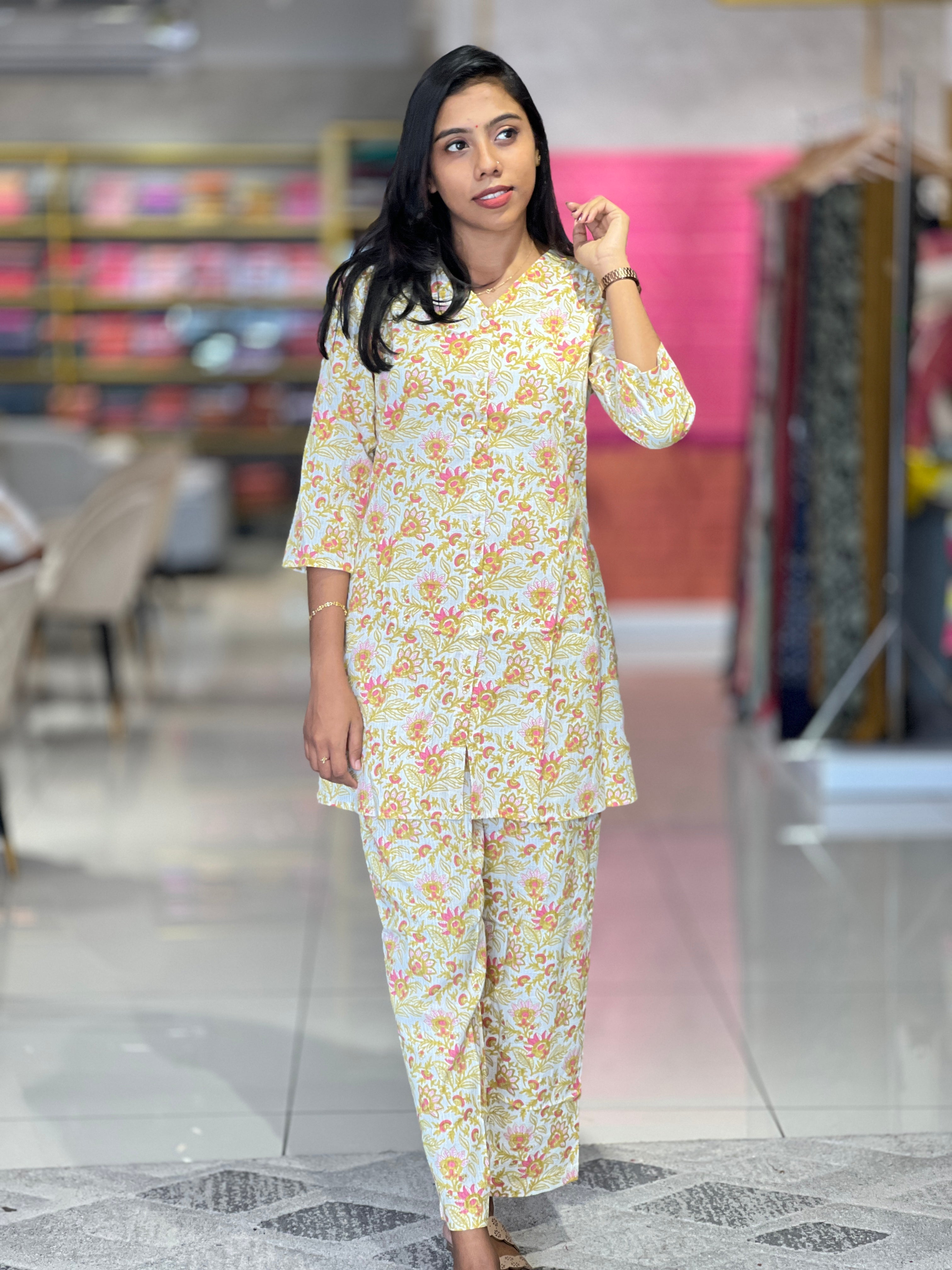 Floral Printed Pattern Cotton Kurta Set | TBS103