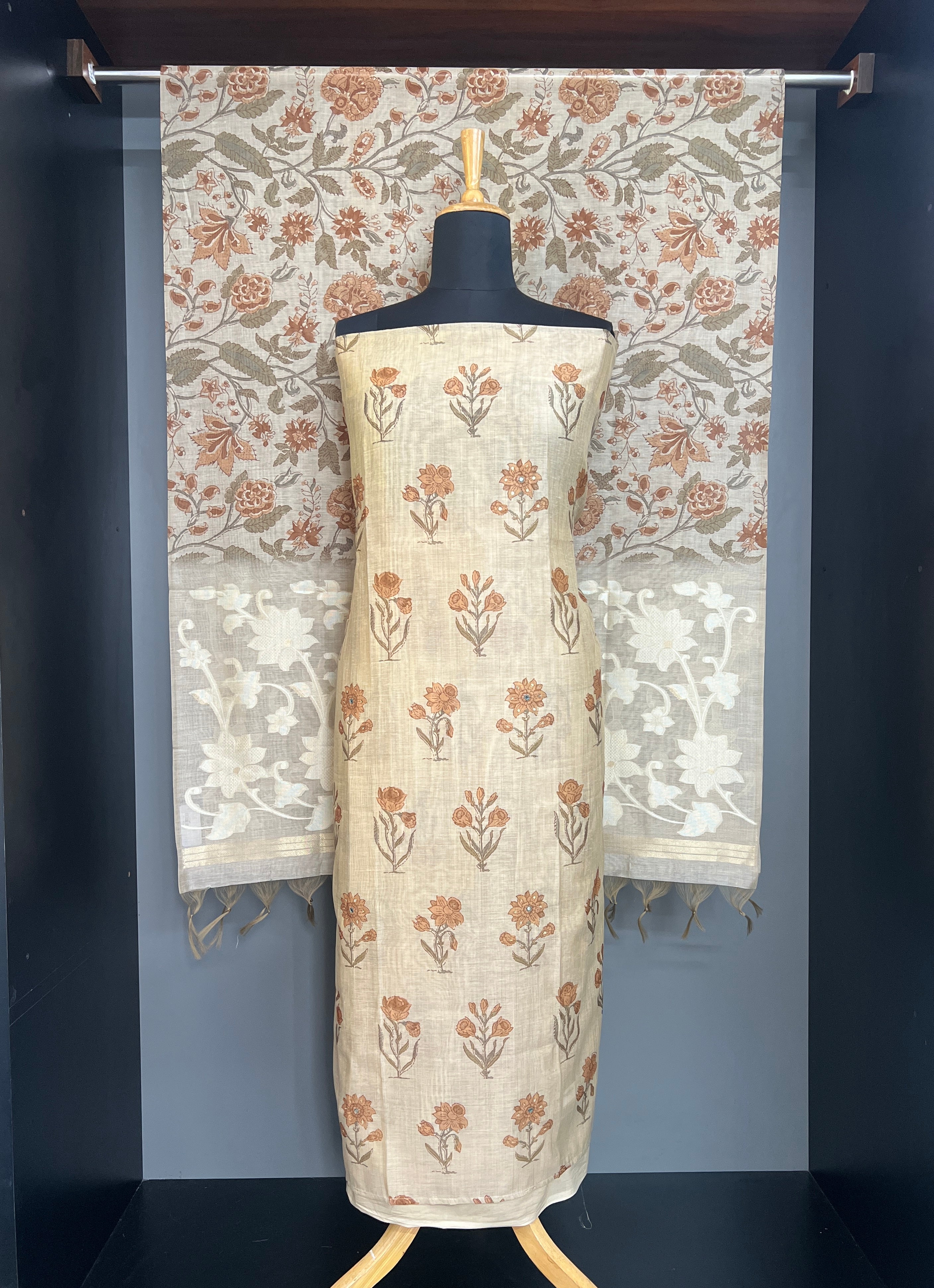 Floral Printed Pattern Semi Tussar Salwar Set | MF207