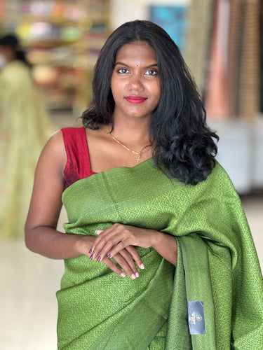 Zari Weaved Semi Silk Saree | KAC231