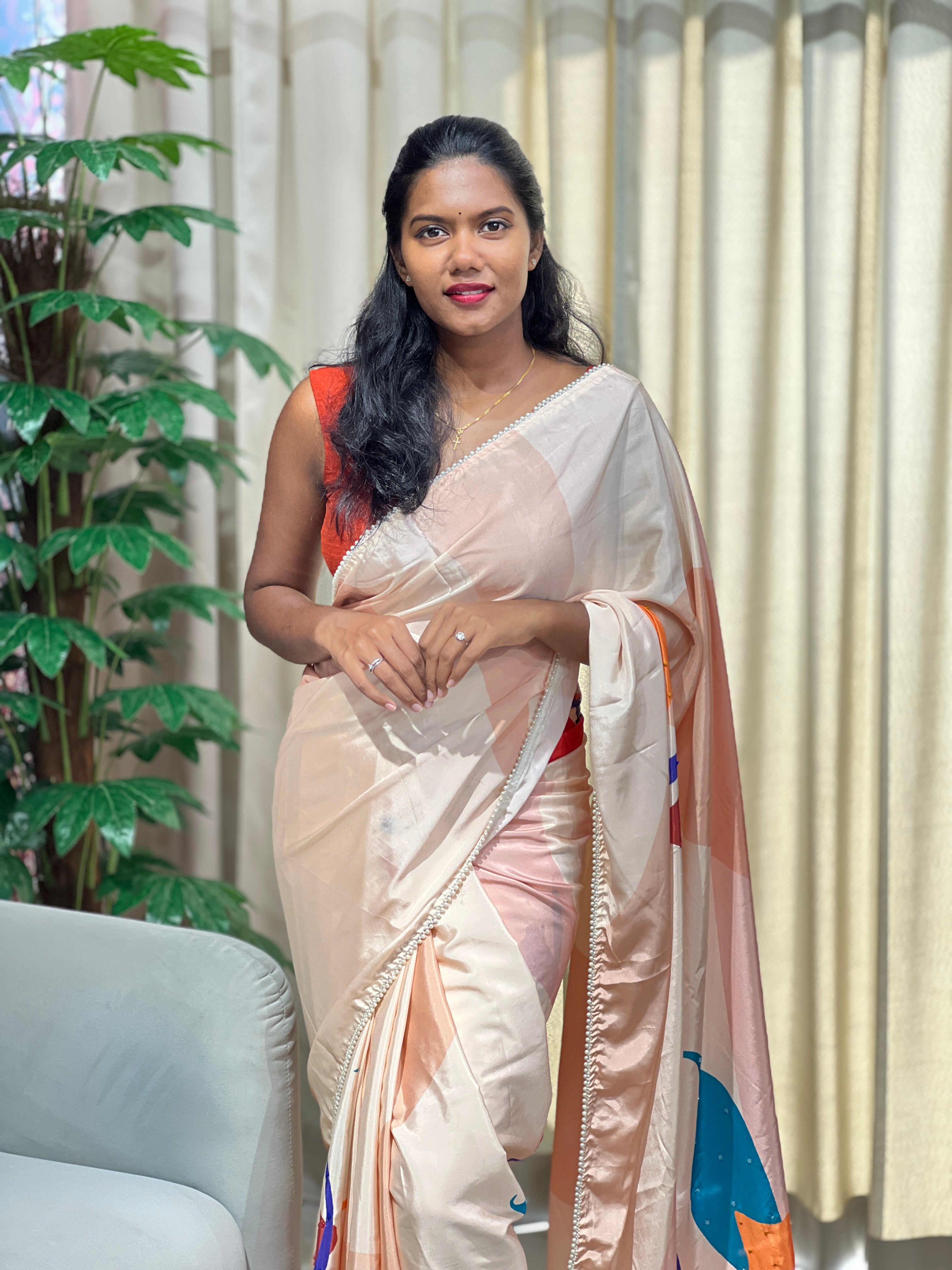 Abstract Printed Crepe Silk Saree | HT449