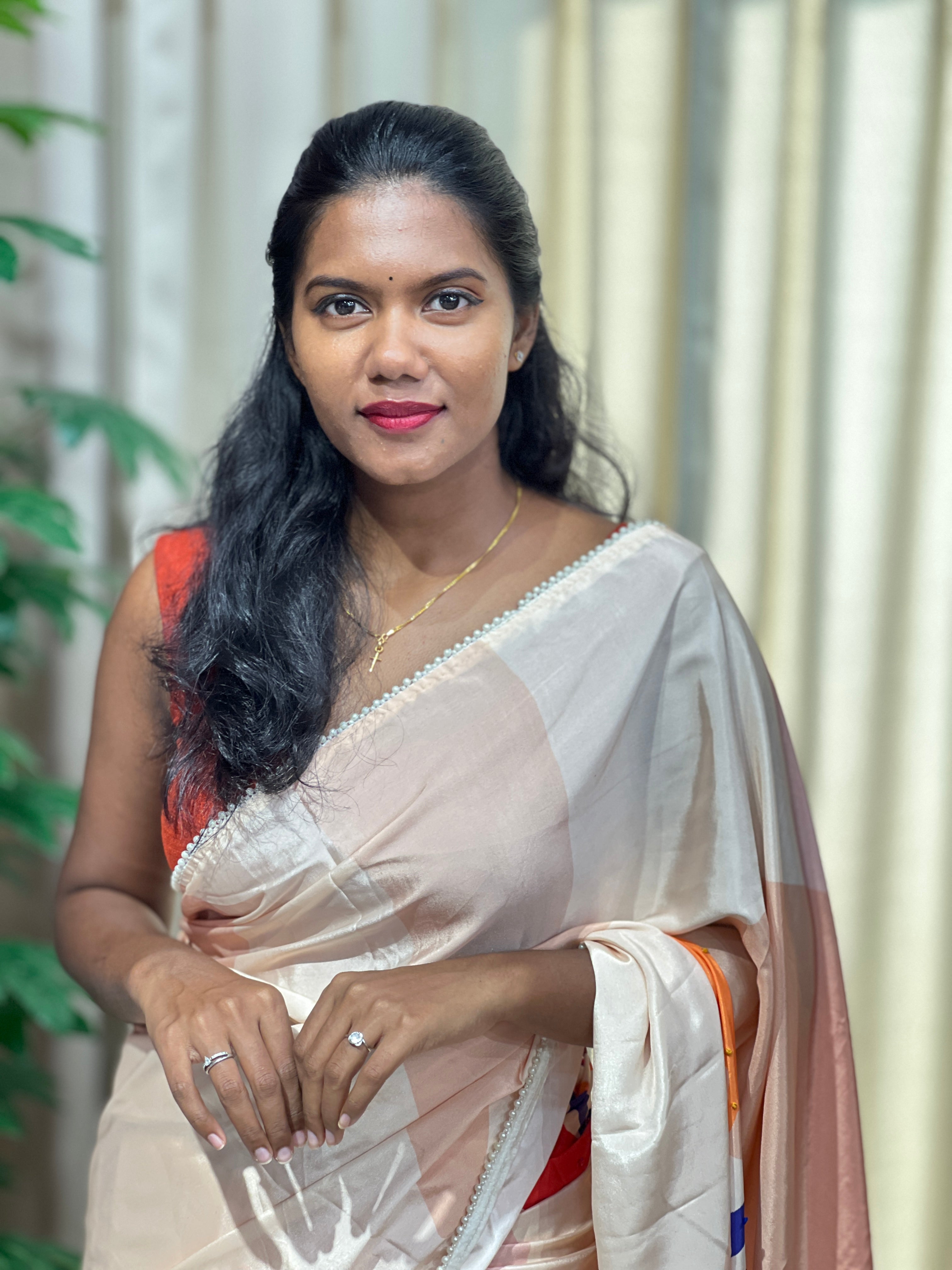 Abstract Printed Crepe Silk Saree | HT449