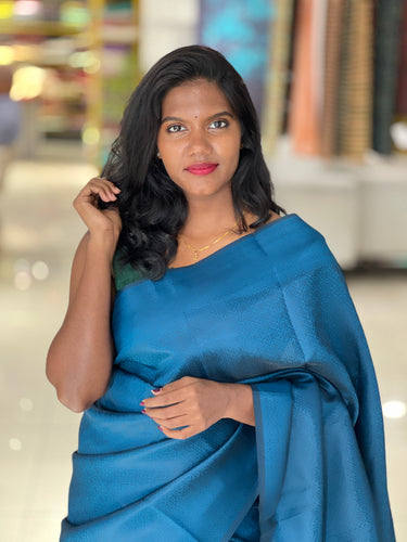 Zari Weaved Semi Silk Saree | KAC229
