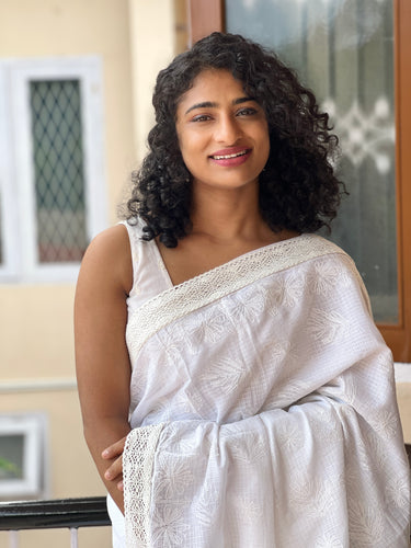 White Colour Embroidered Tepchi Check Kota Saree | SR346