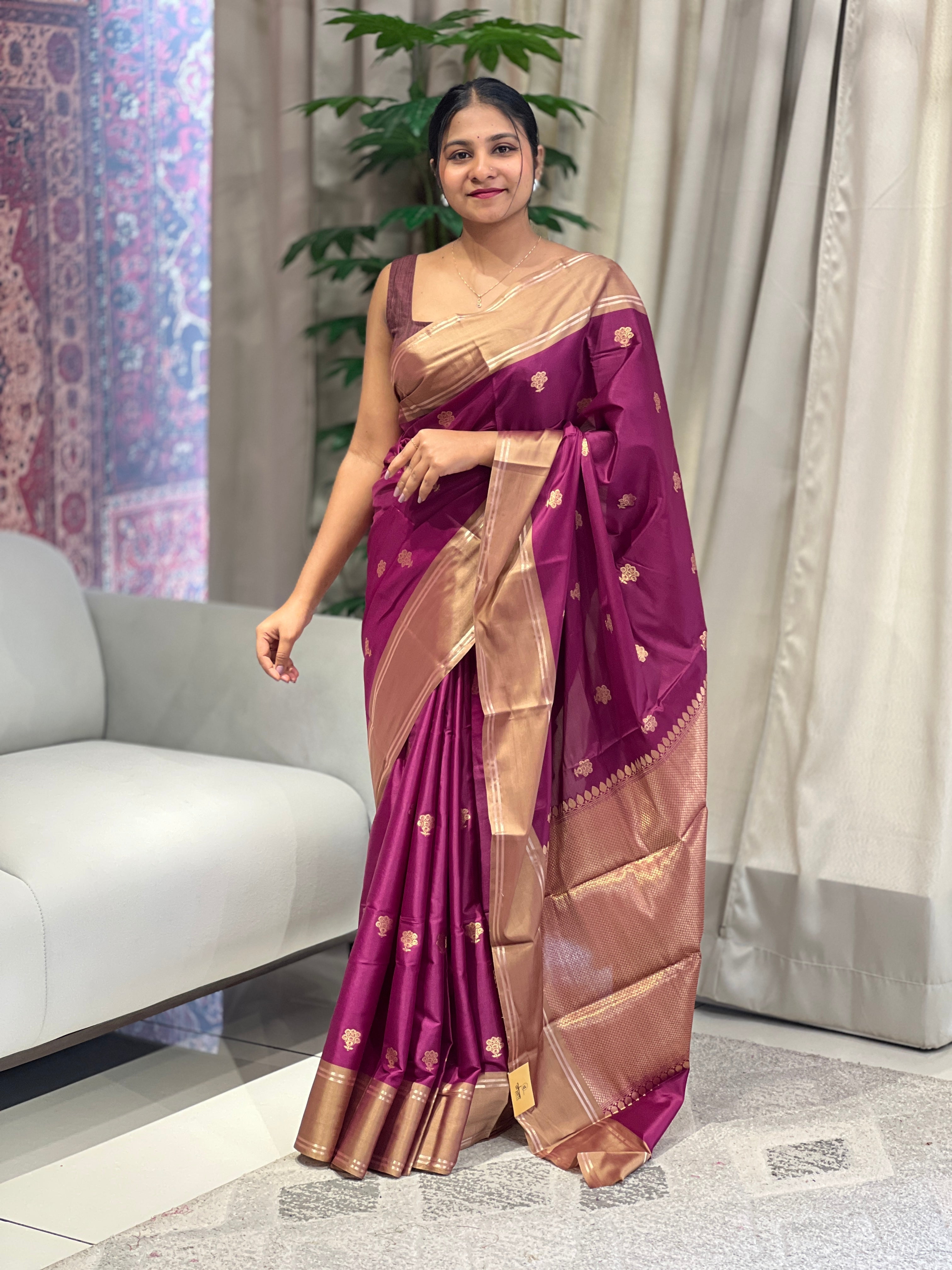 Zari Woven Semi Silk Saree | NN427