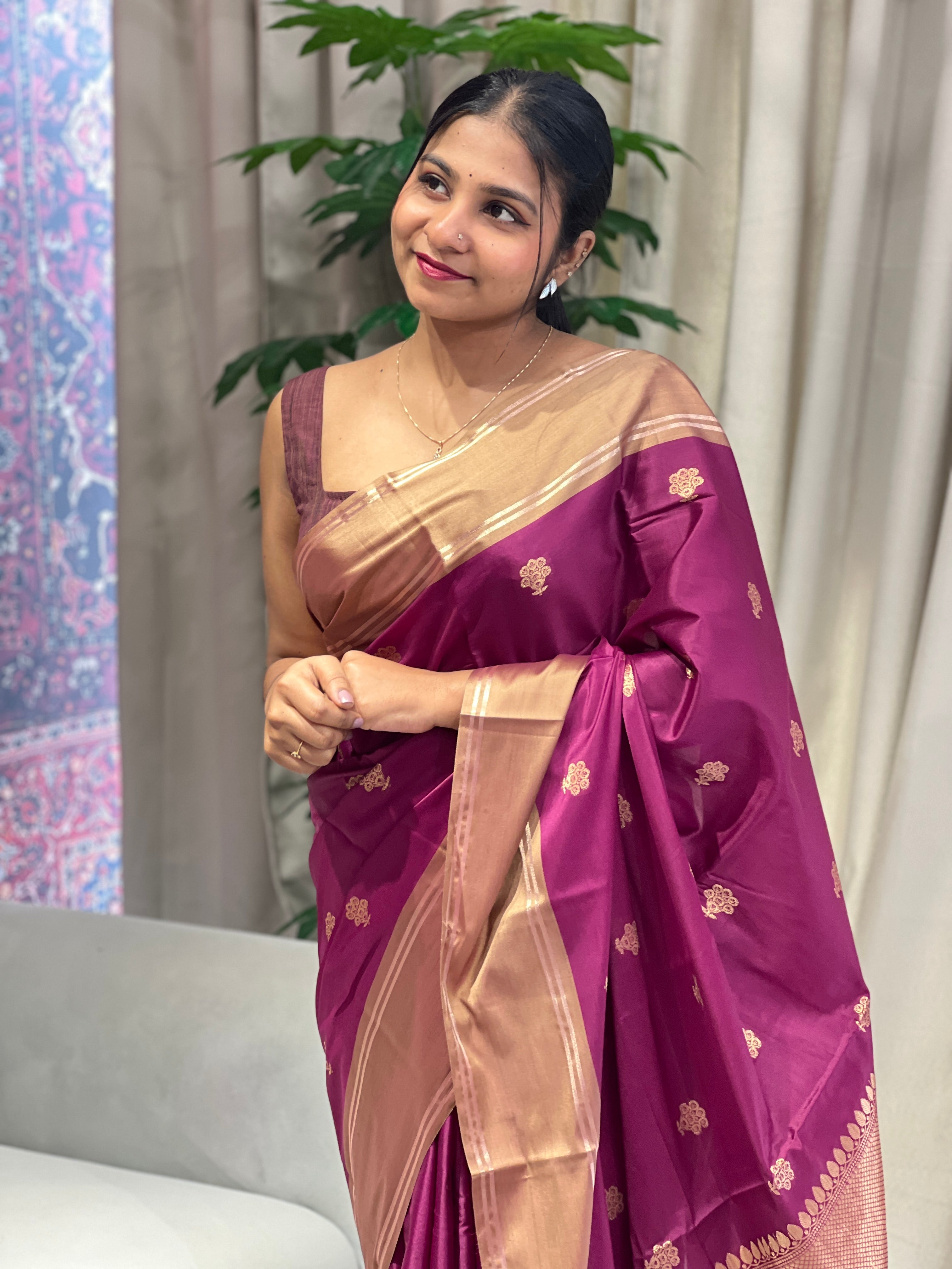 Zari Woven Semi Silk Saree | NN427