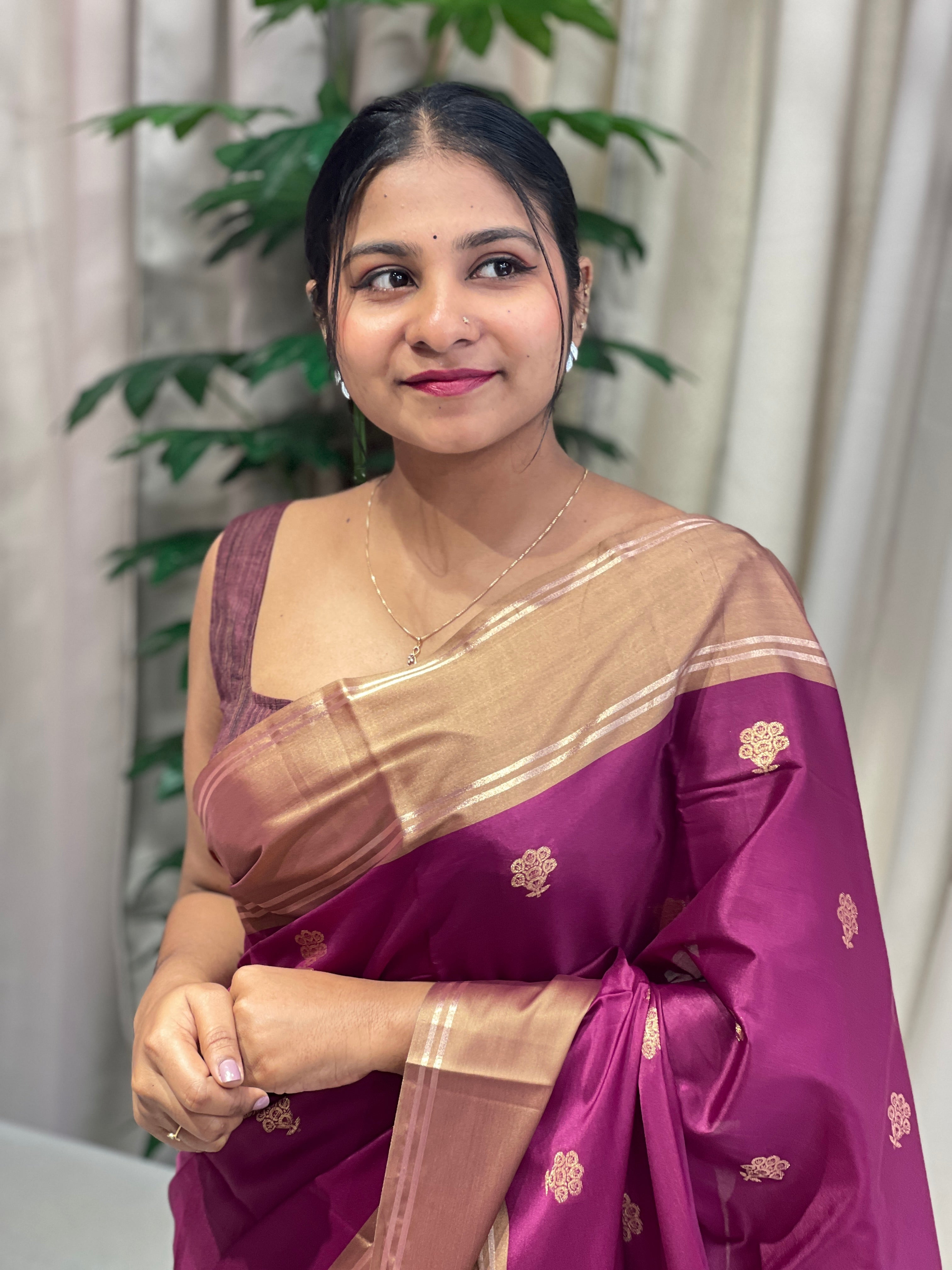 Zari Woven Semi Silk Saree | NN427