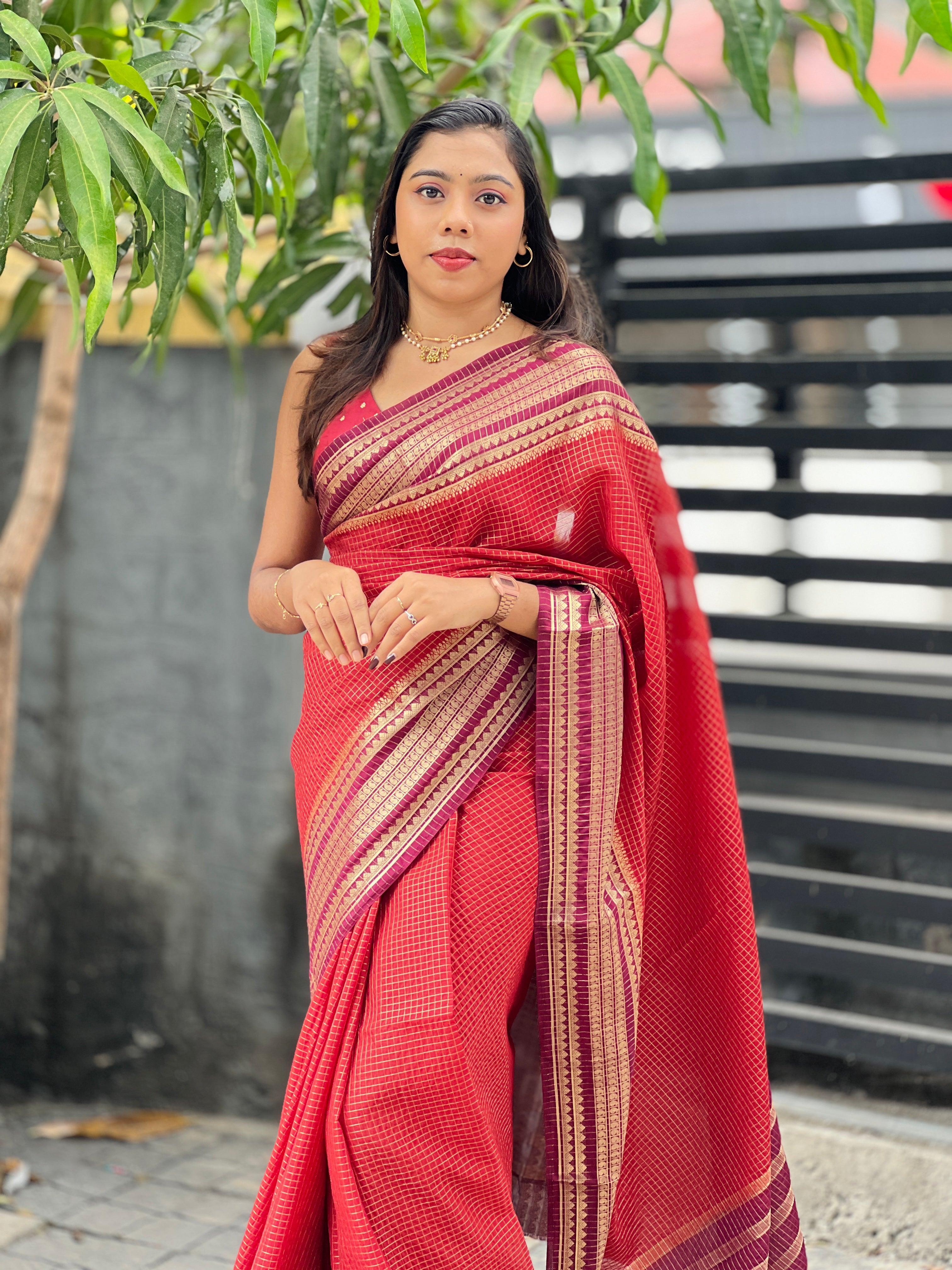 Traditional Check Patterned Semi Crepe Saree | NN481