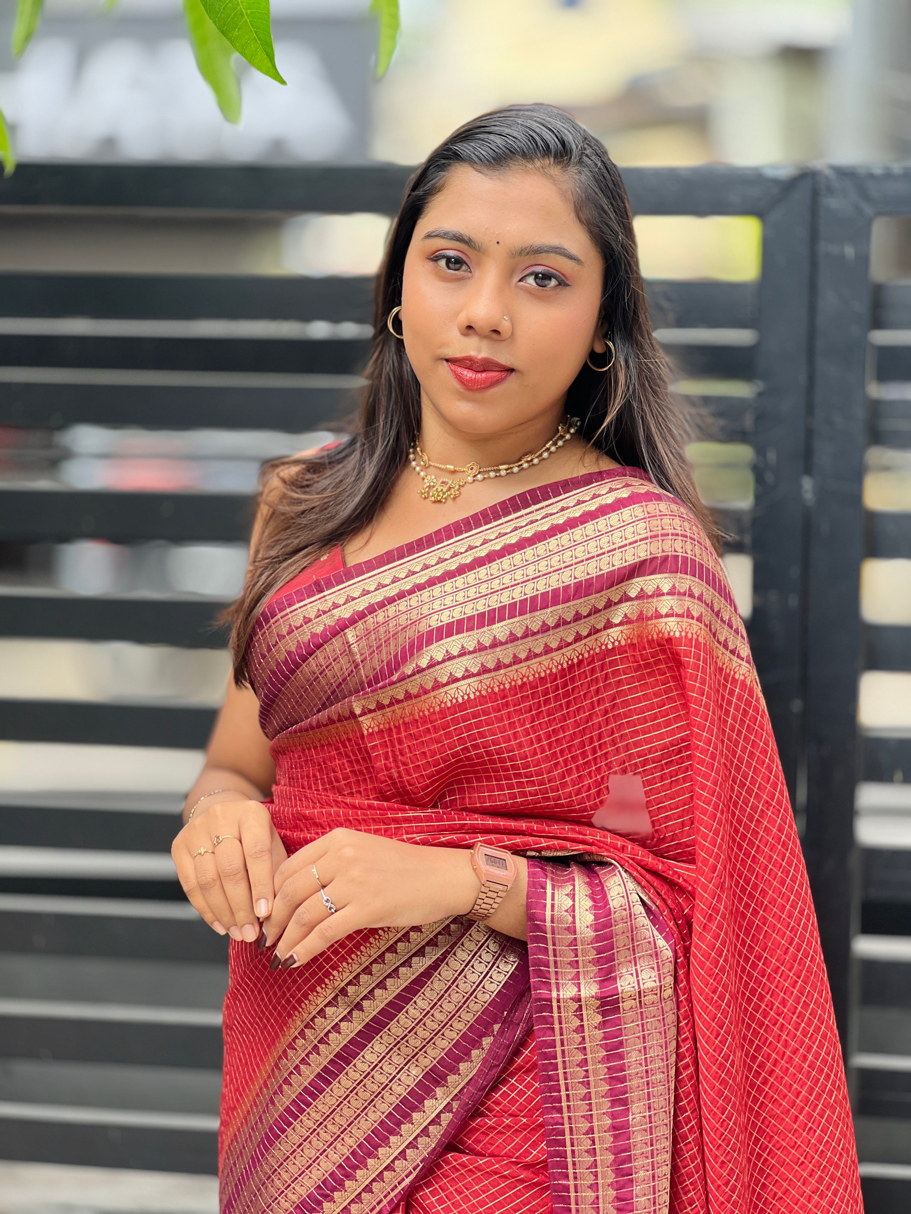 Traditional Check Patterned Semi Crepe Saree | NN481