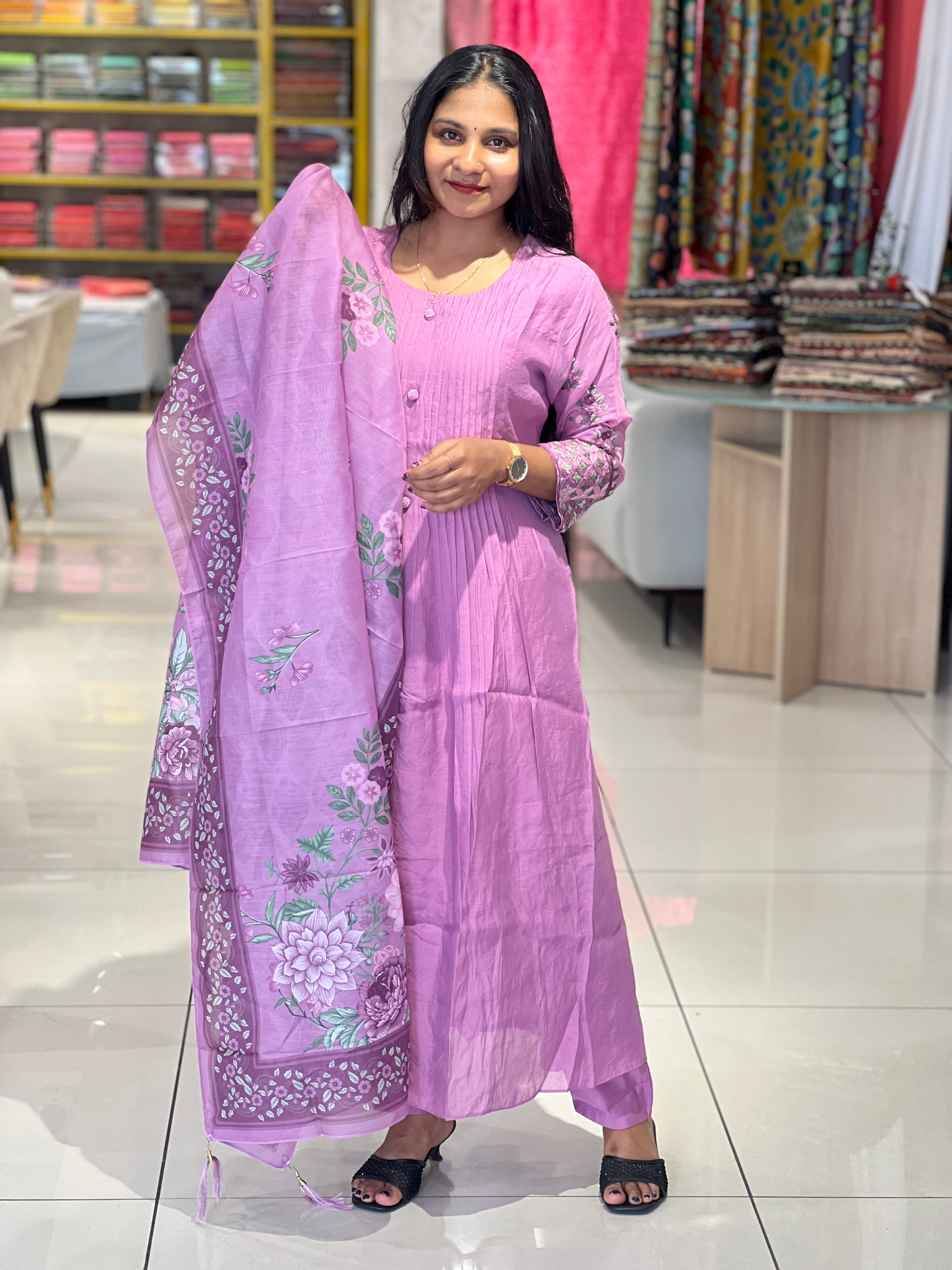 Pintuck & Hand Embroidered Chanderi Kurta Set | FW345