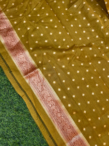 Jaal Weaving Banarasi Silk Saree | BHH107