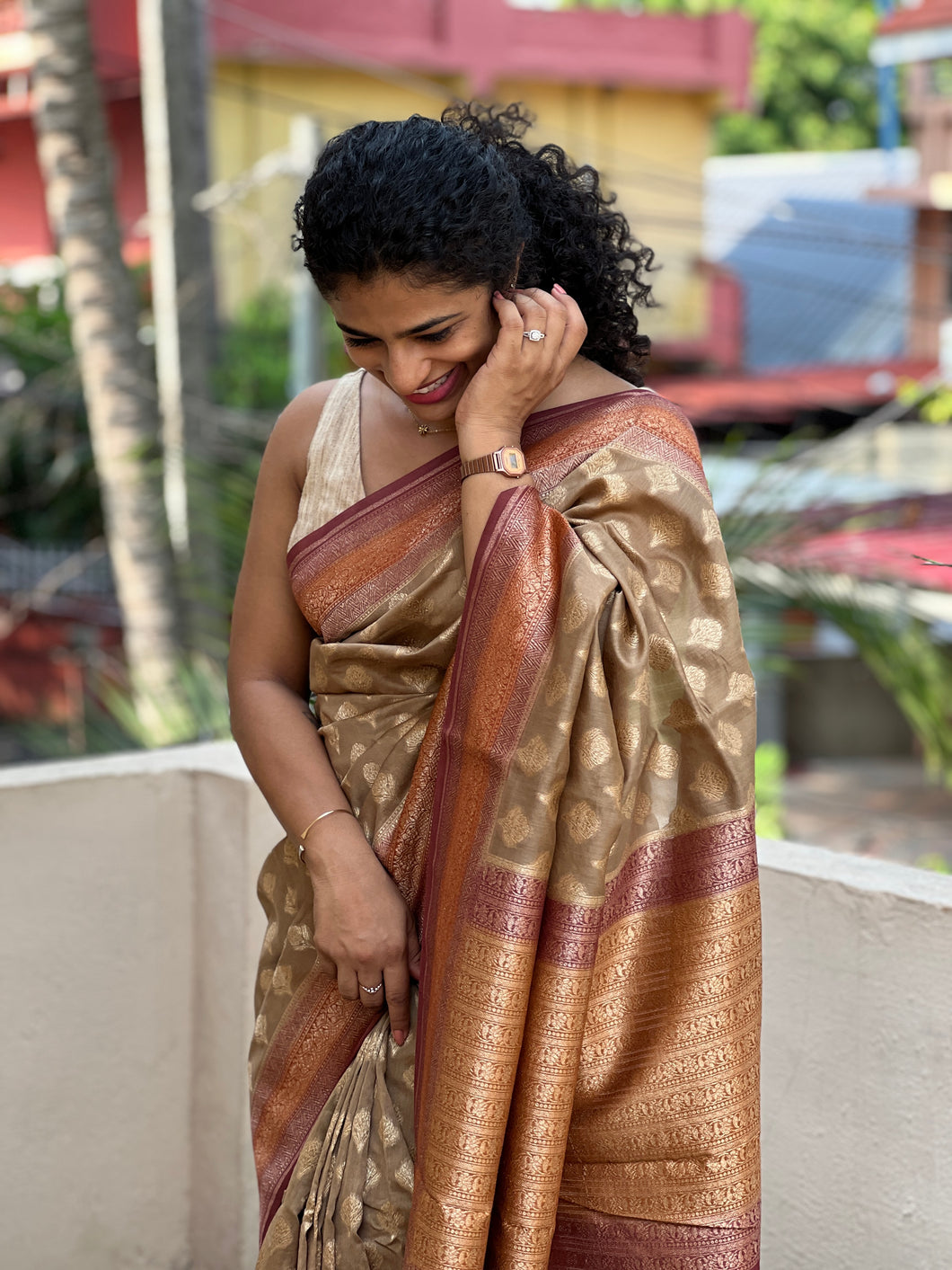 Floral Motifs Banarasi Silk Saree | BHH106