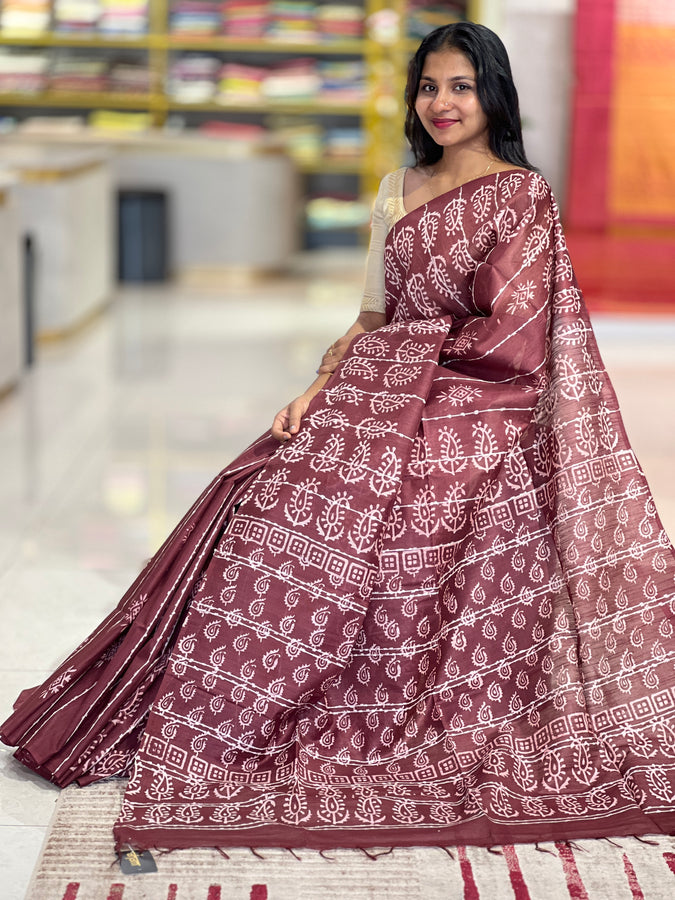 Paisley Design Tussar Finish Saree | US243