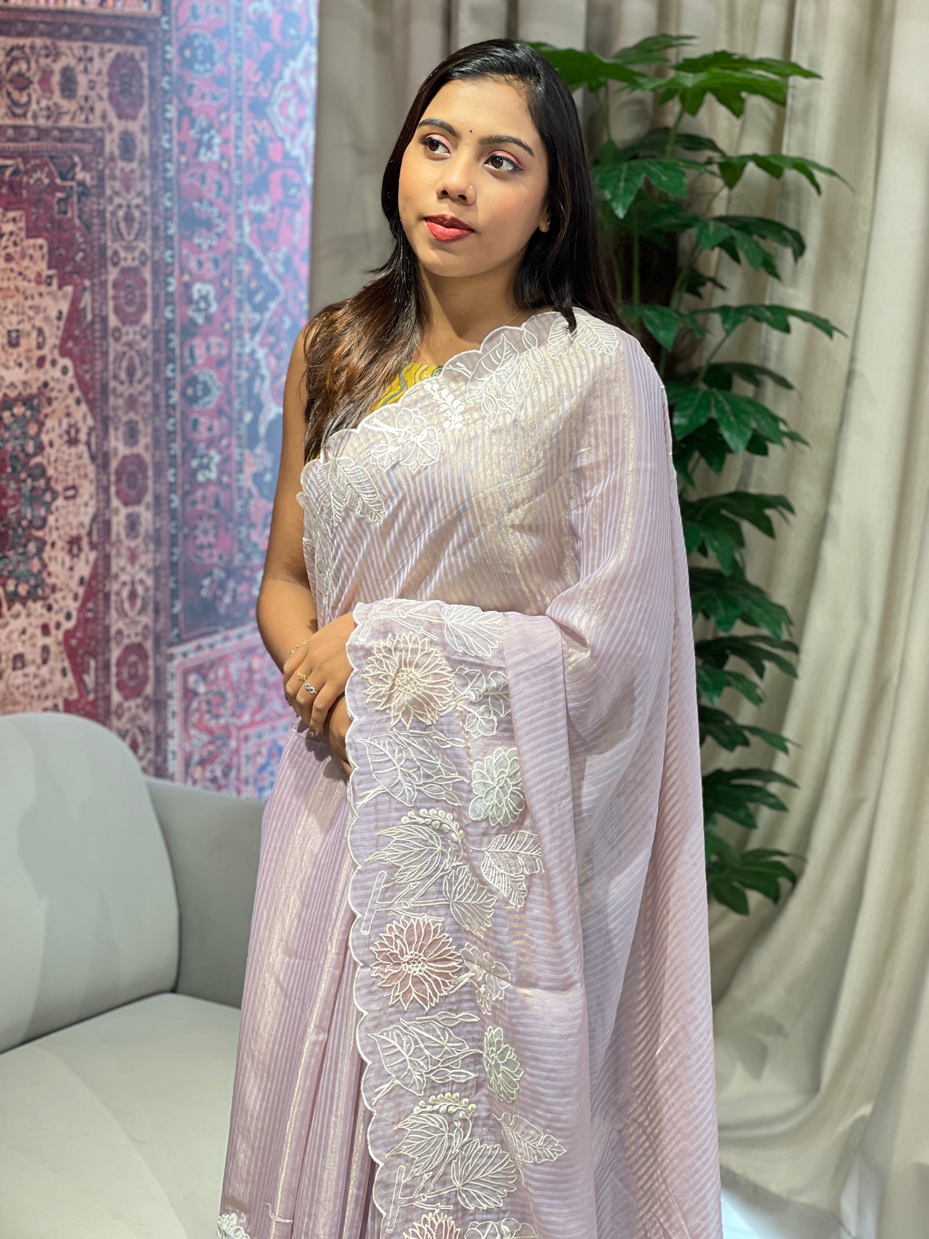 Applique Work Detailed Crushed Tissue Organza Saree | BLD1908