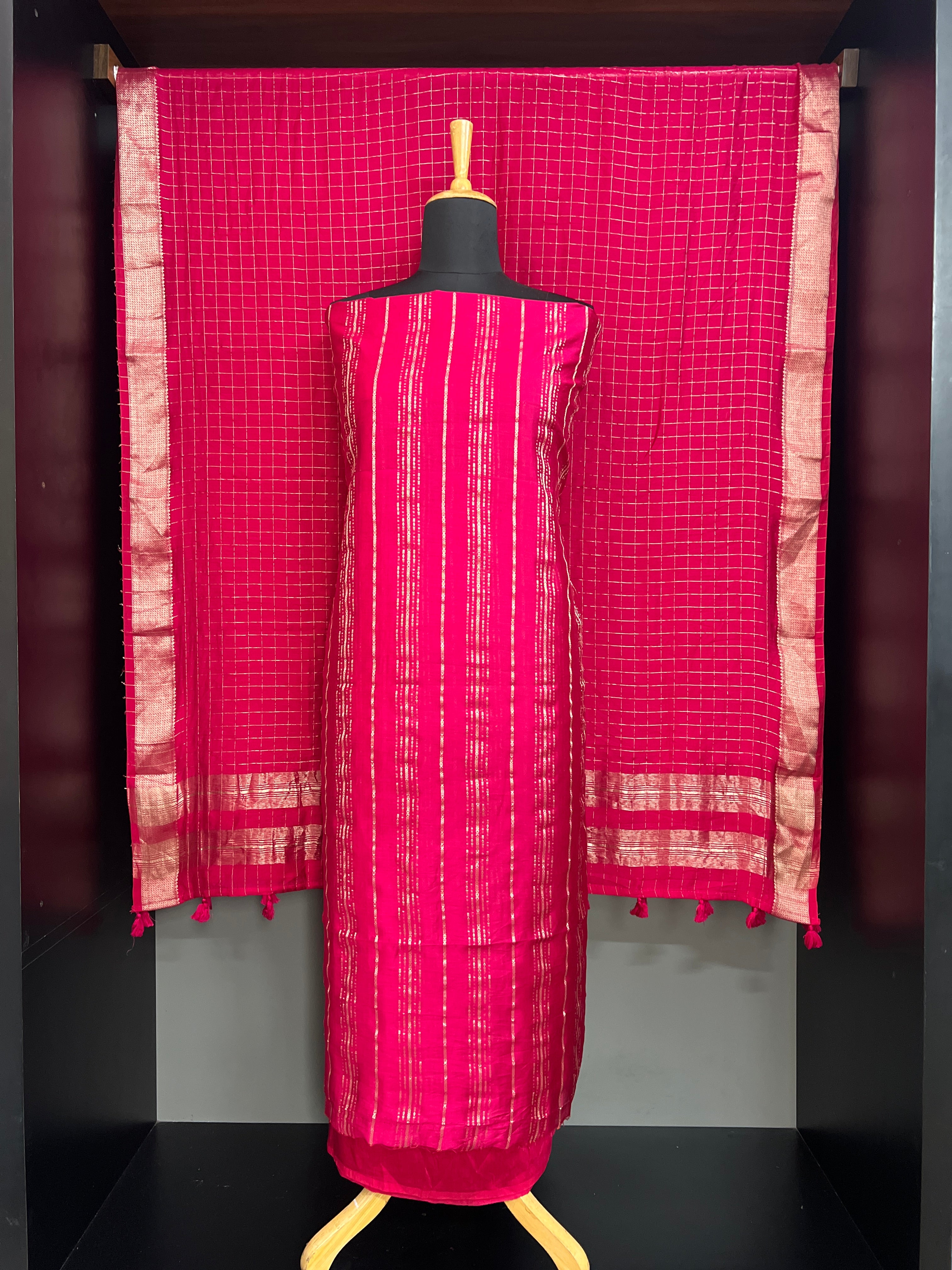 Line Woven Pattern Chanderi Salwar Set | YNG1438