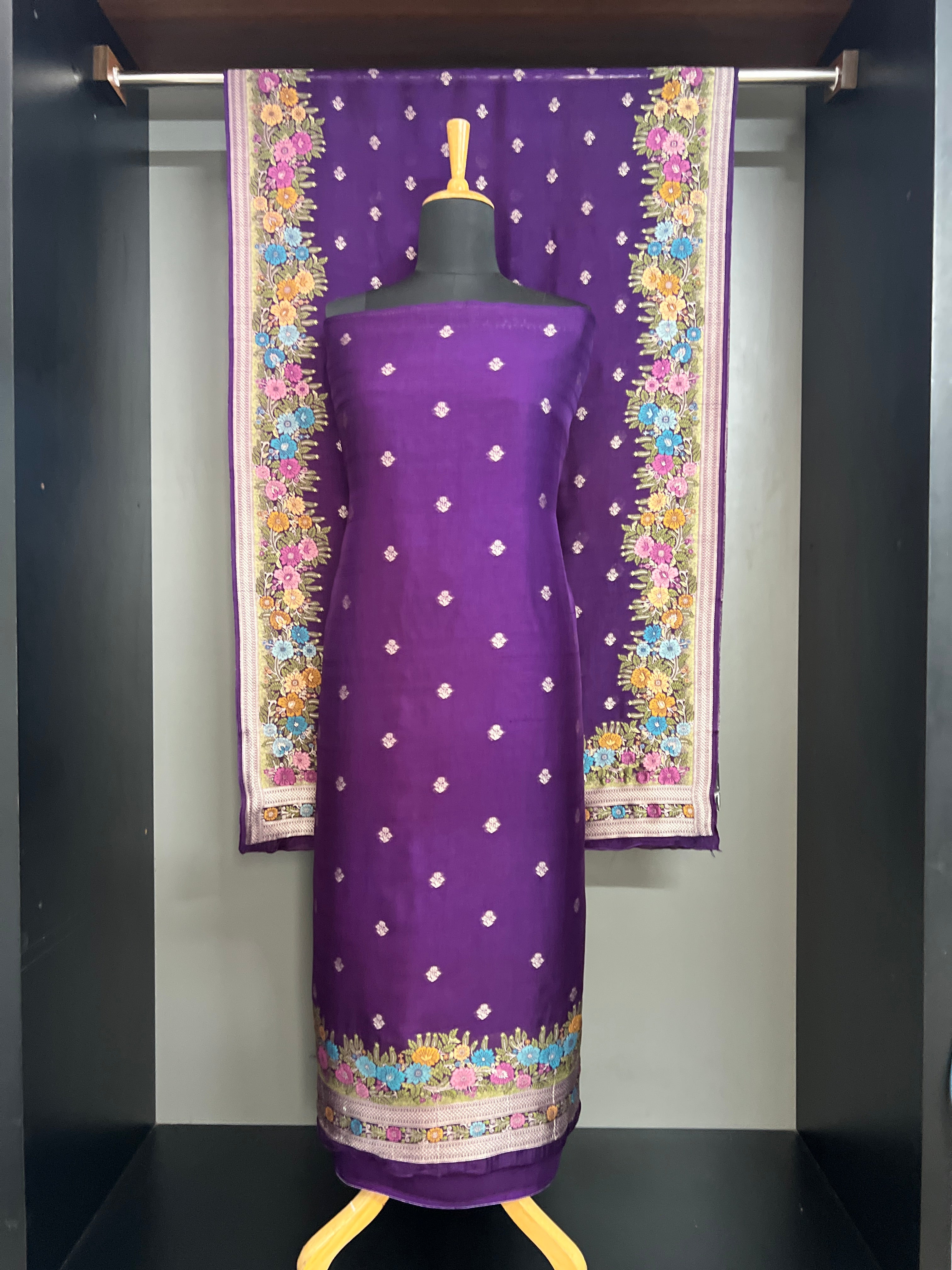 Meenakari Pattern Raw Silk Saree | YNG1409