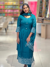 Hand Kantha Embroidery Detailed Muslin Finish Kurta Set | FW342
