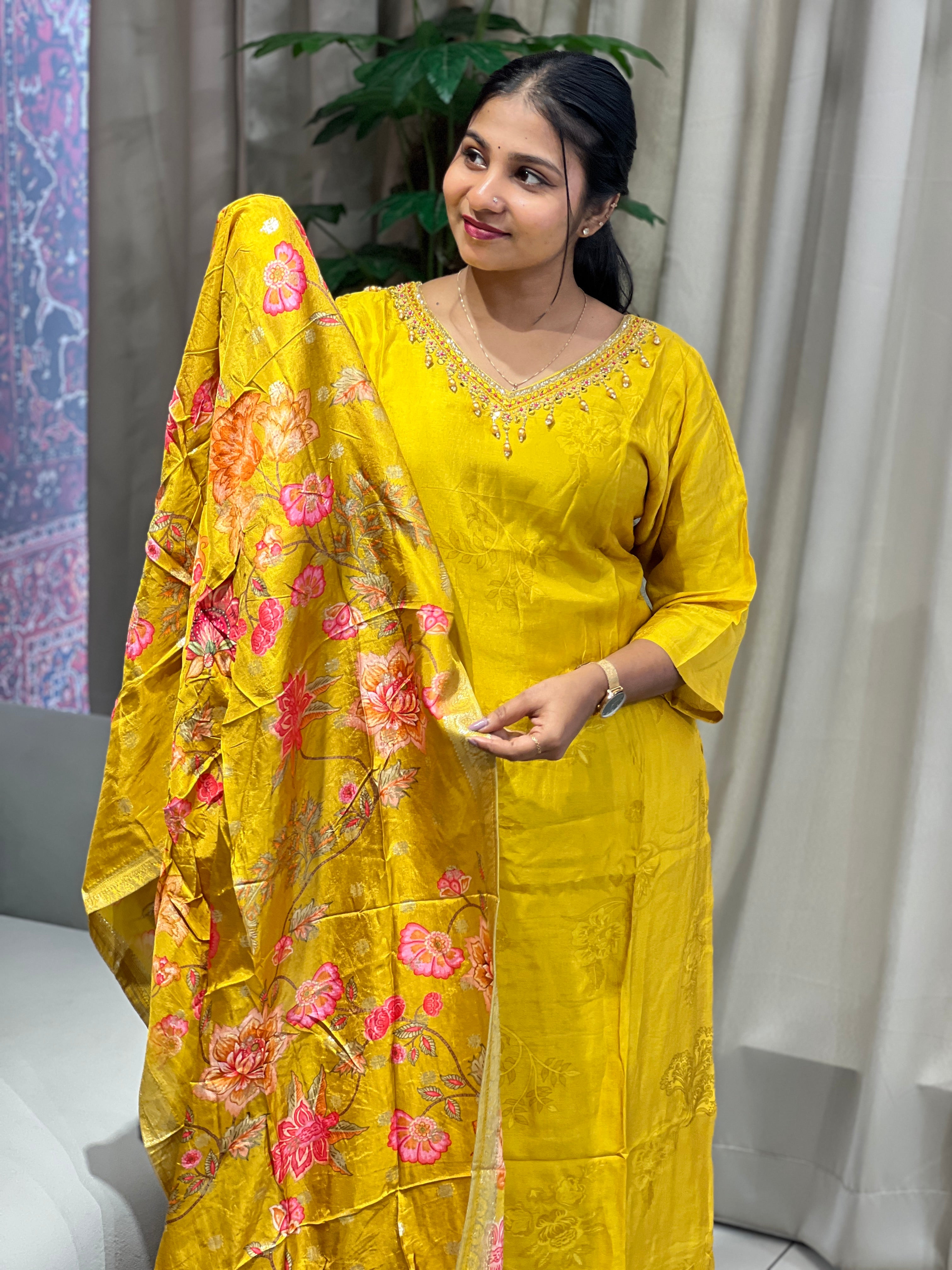 Print With Embroidery Detailed Muslin Silk Kurta Set | FW365