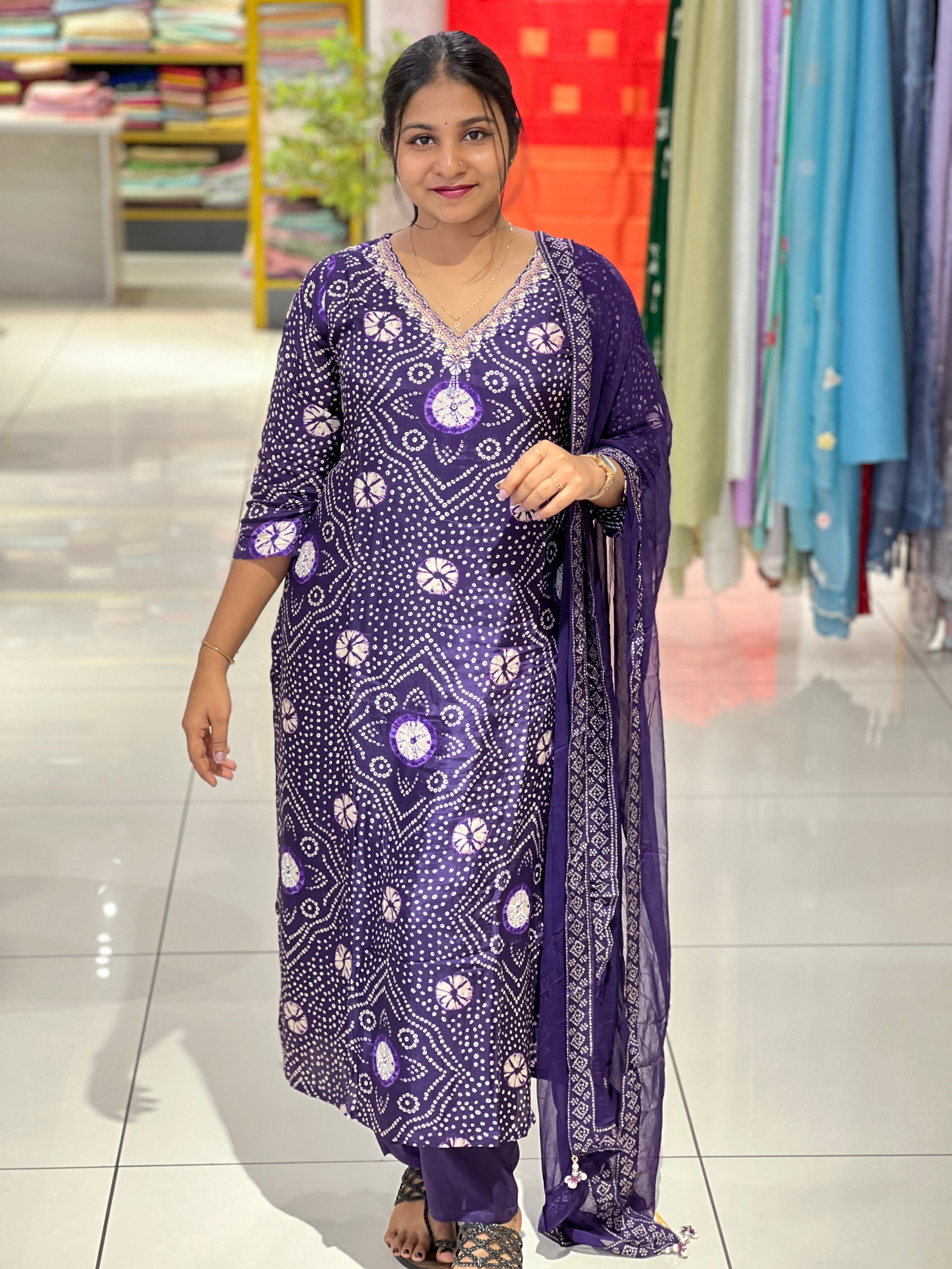 Bandhani Print With Embroidery Detailed Muslin Silk Kurta Set | FW376