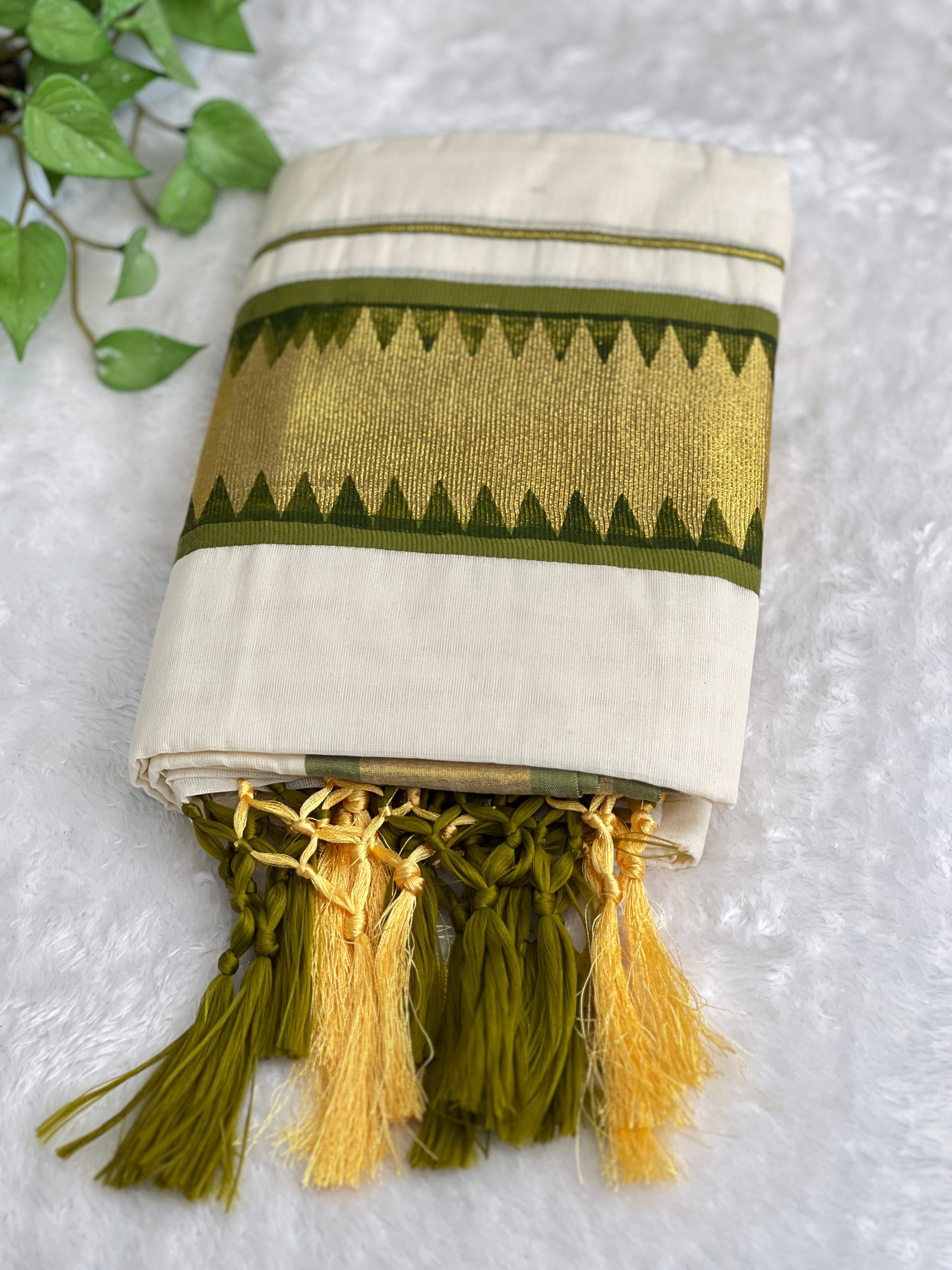 Temple Pattern Border Kerala Cotton Set Mundu | GAT576