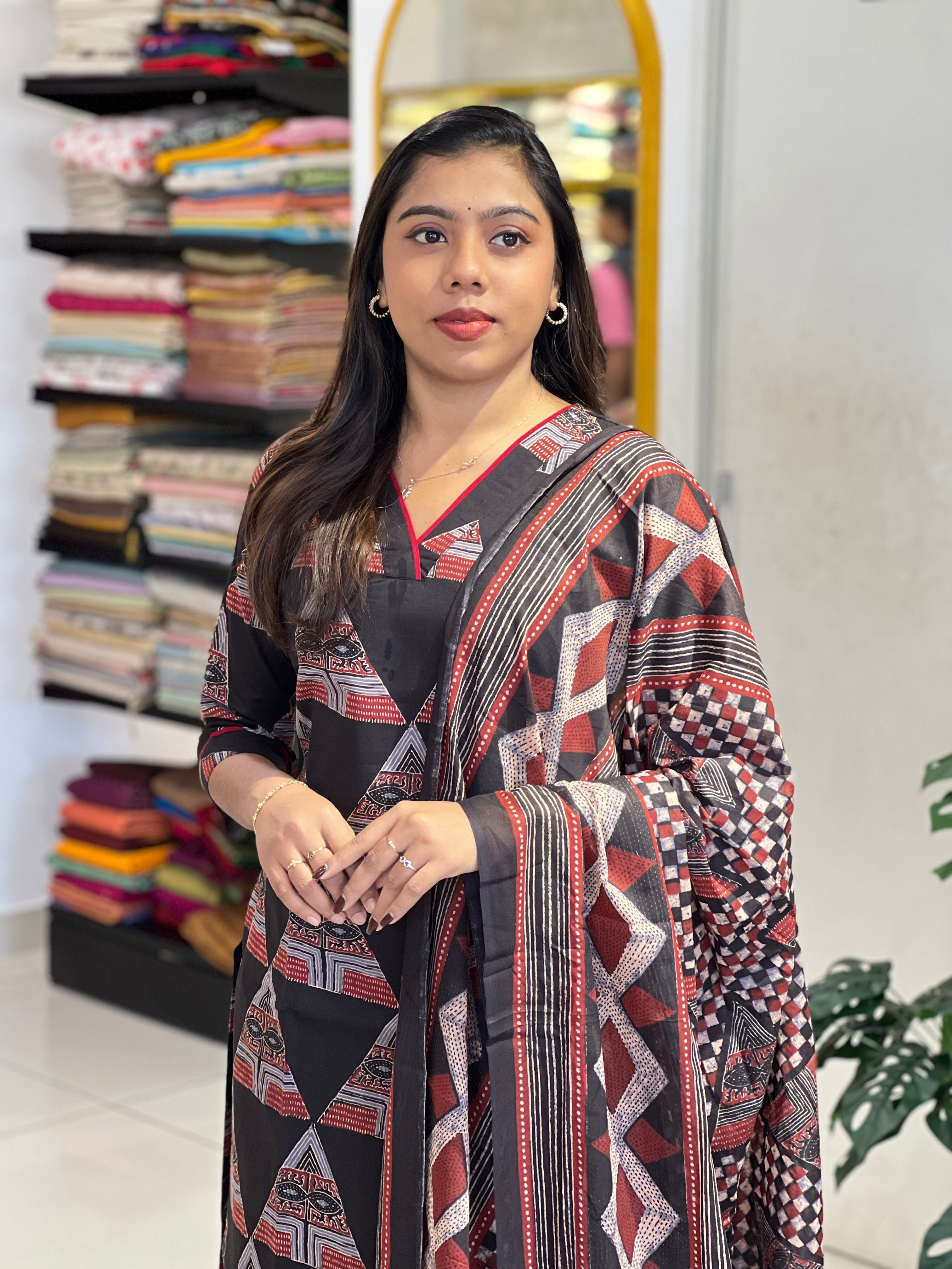 Geometrical Printed Cotton Kurta Set | MSN148