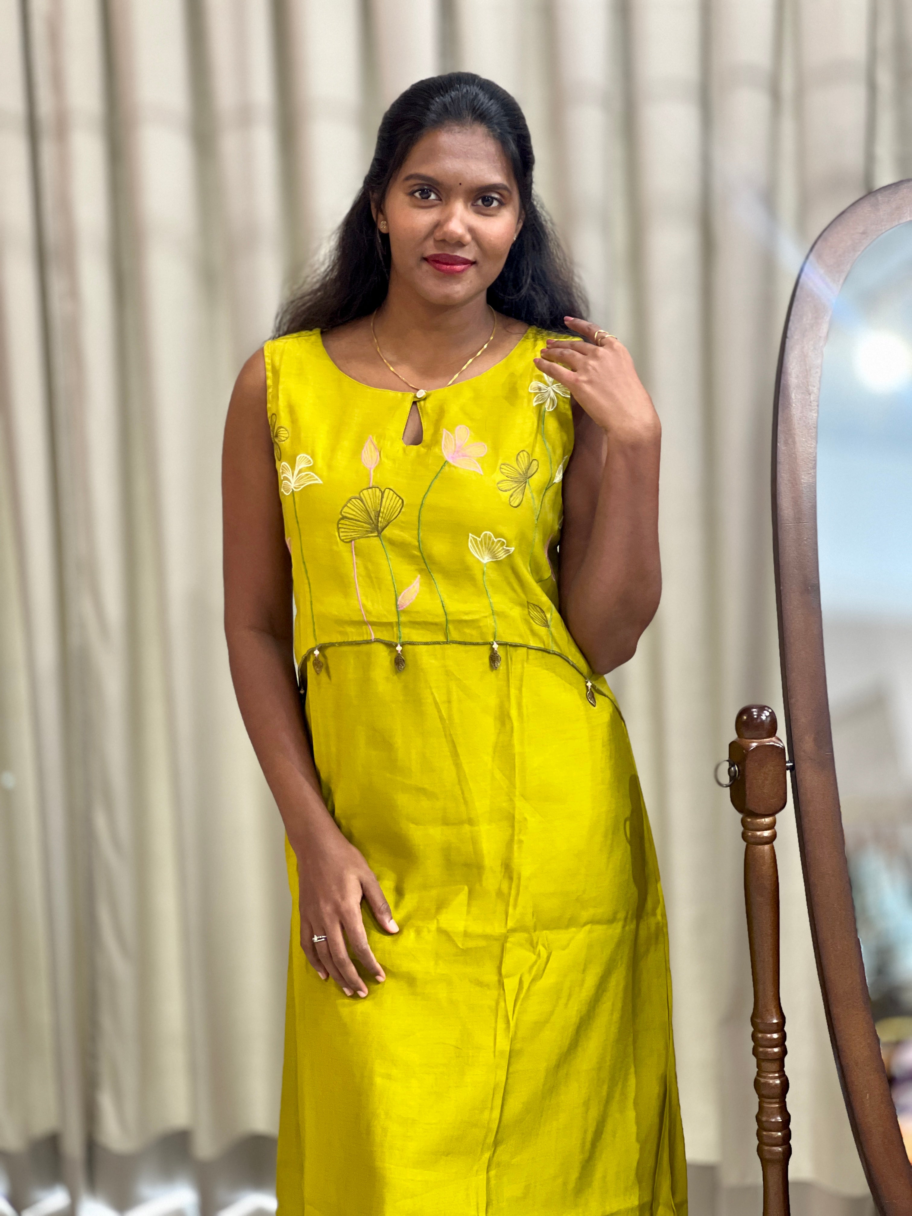 Embroidered Mul Chanderi Kurta Set |NCF355